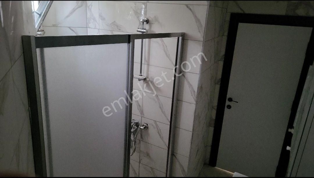 Arnavutköy Merkezde Kiralık 2+1 Daire - Görsel 7