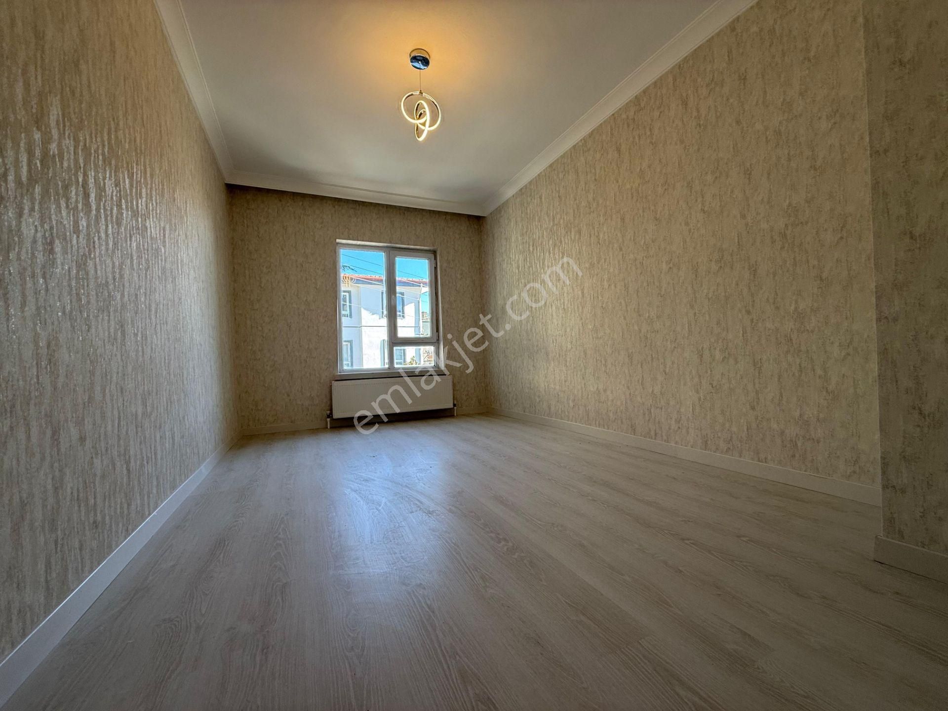 İncirli'de Merkezi Konum Ara Katta Lüx Yapılı Manzaralı 3+1 Daire - Görsel 28