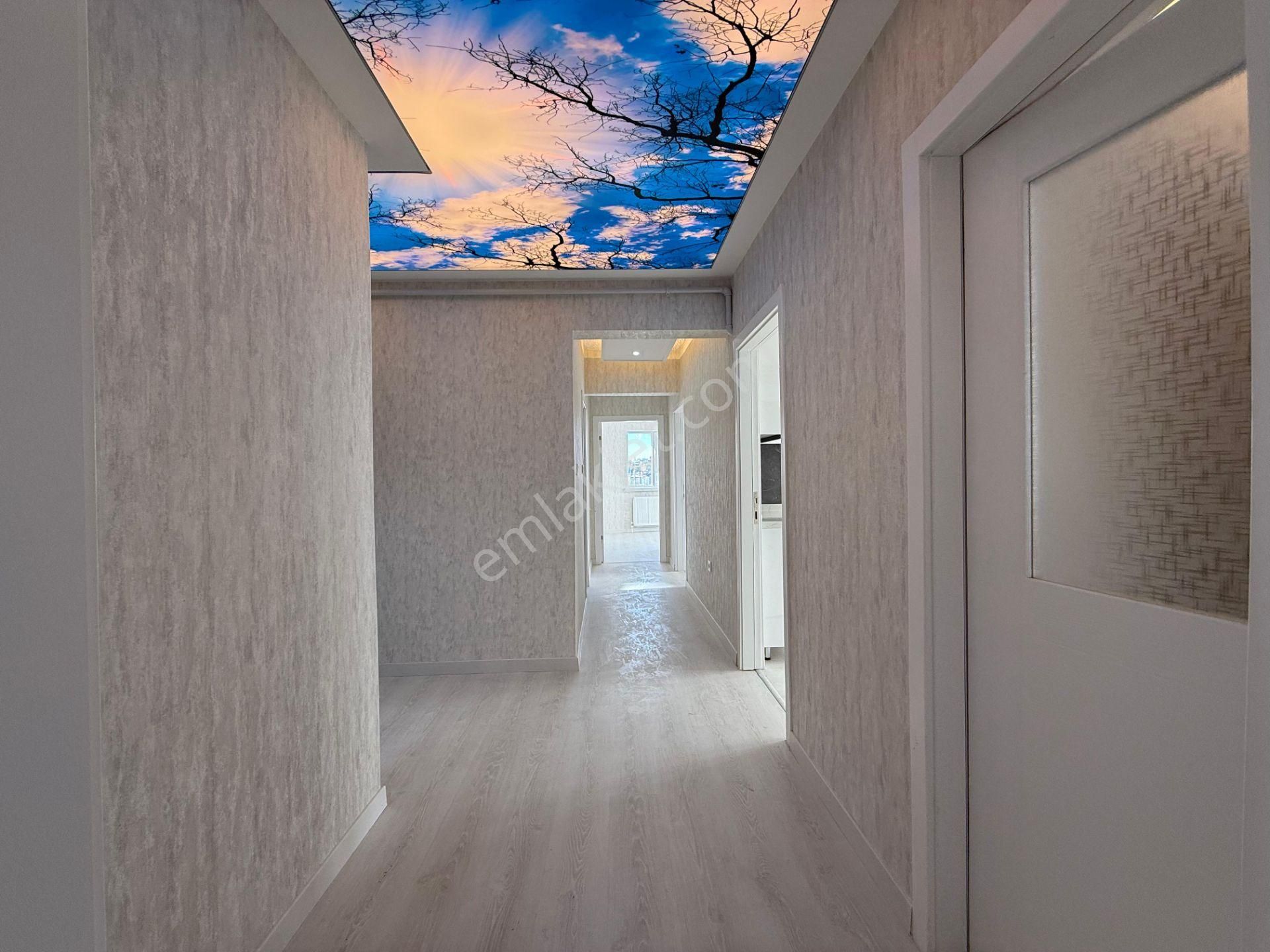 İncirli'de Merkezi Konum Ara Katta Lüx Yapılı Manzaralı 3+1 Daire - Görsel 19