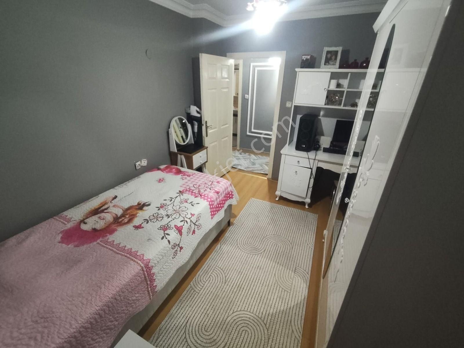 Yılmaz Gayrimenkulden Geniş Ailelere Teras Kat Kacırılmayacak 4+2 Fırsat Dairesi - Görsel 13
