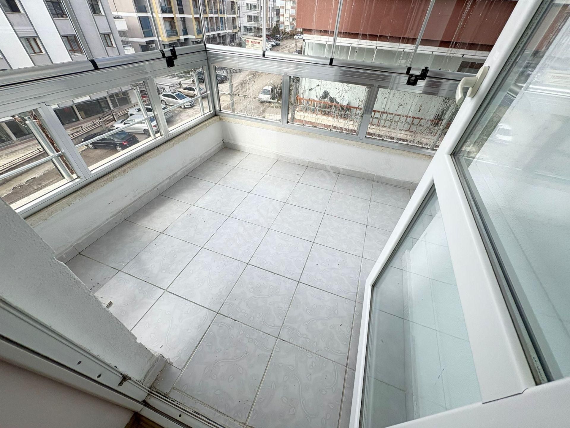 Göral Dan K. Pınarında3+1 Manzaralı 2.kat Asansörlü Genç Binada - Görsel 27