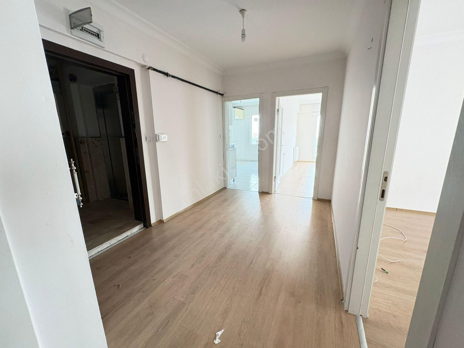 Göral Dan K. Pınarında3+1 Manzaralı 2.kat Asansörlü Genç Binada - Görsel 33