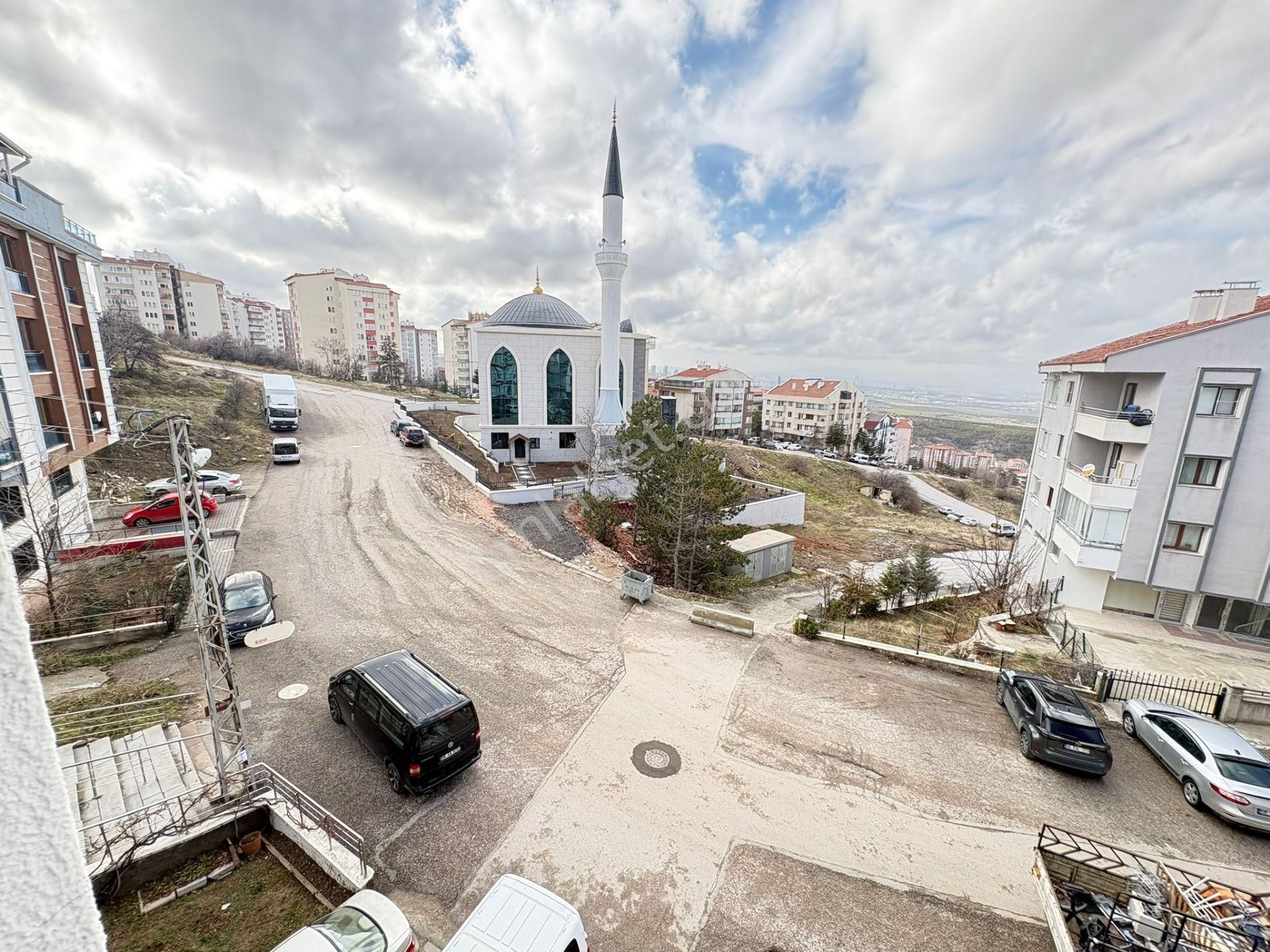 Göral Dan K. Pınarında3+1 Manzaralı 2.kat Asansörlü Genç Binada - Görsel 15