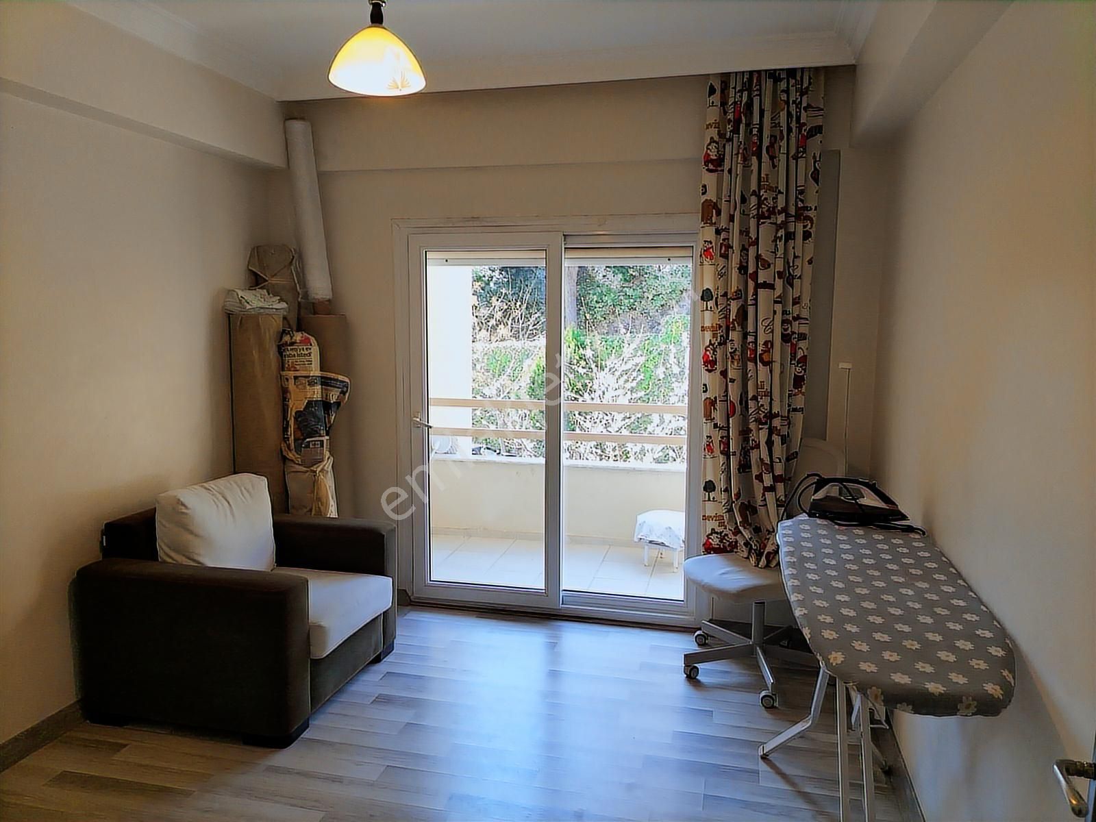 Körfezköy Sitesi Eşyalı Kiralık Geniş 3+1 - Görsel 30
