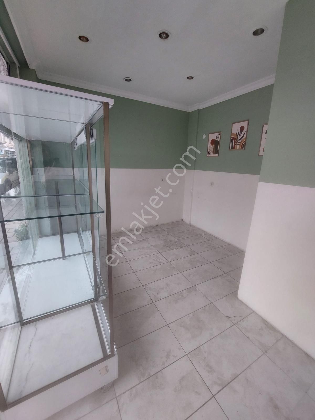 Çiğli Eski Havaalanı Caddesi Üzerinde Kiralık Dükkan - Görsel 5