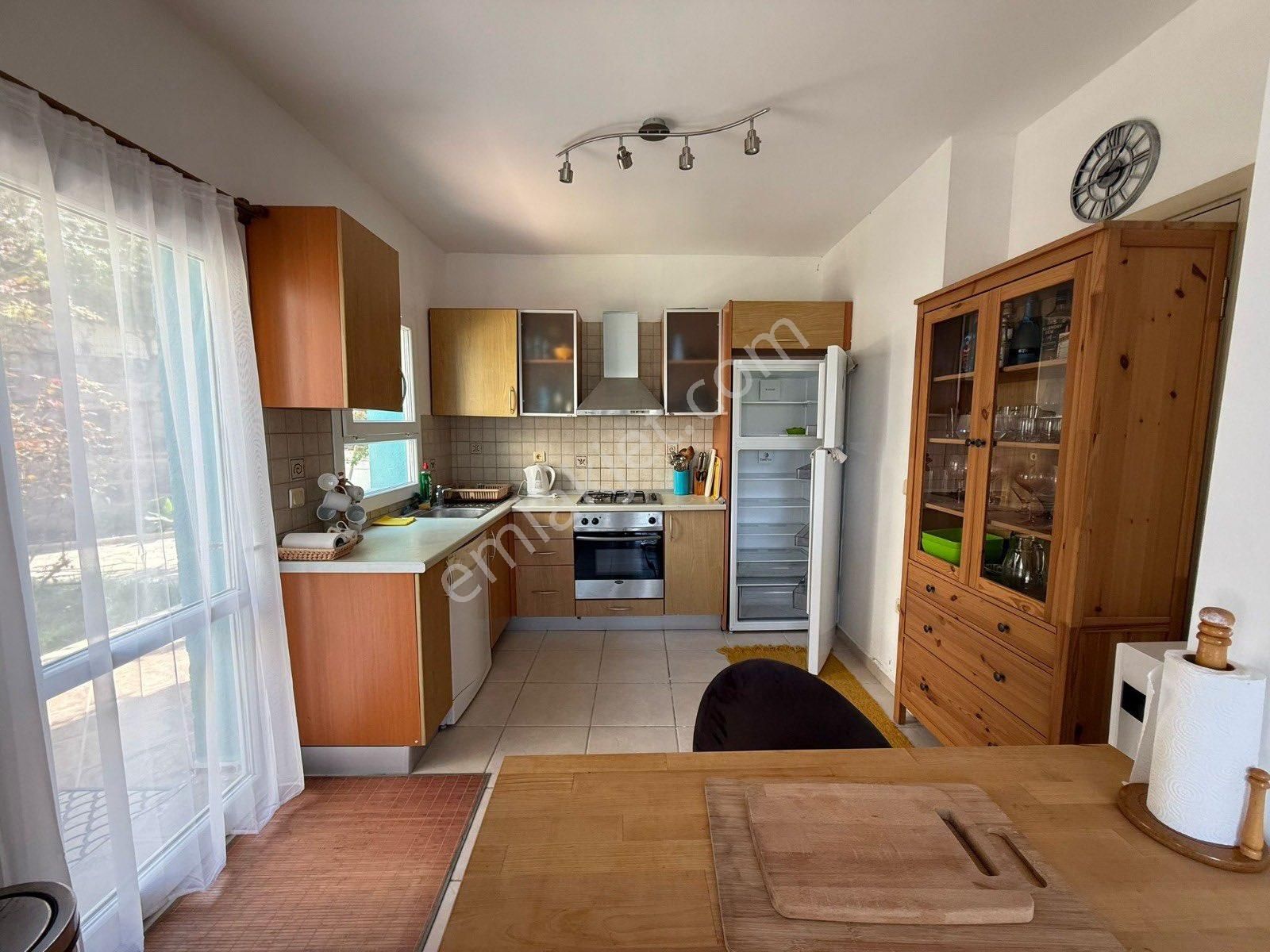 Bodrumda Satılık Müstakil Villa Denize Yakın Manzaralı Ev Eşyalı - Görsel 11