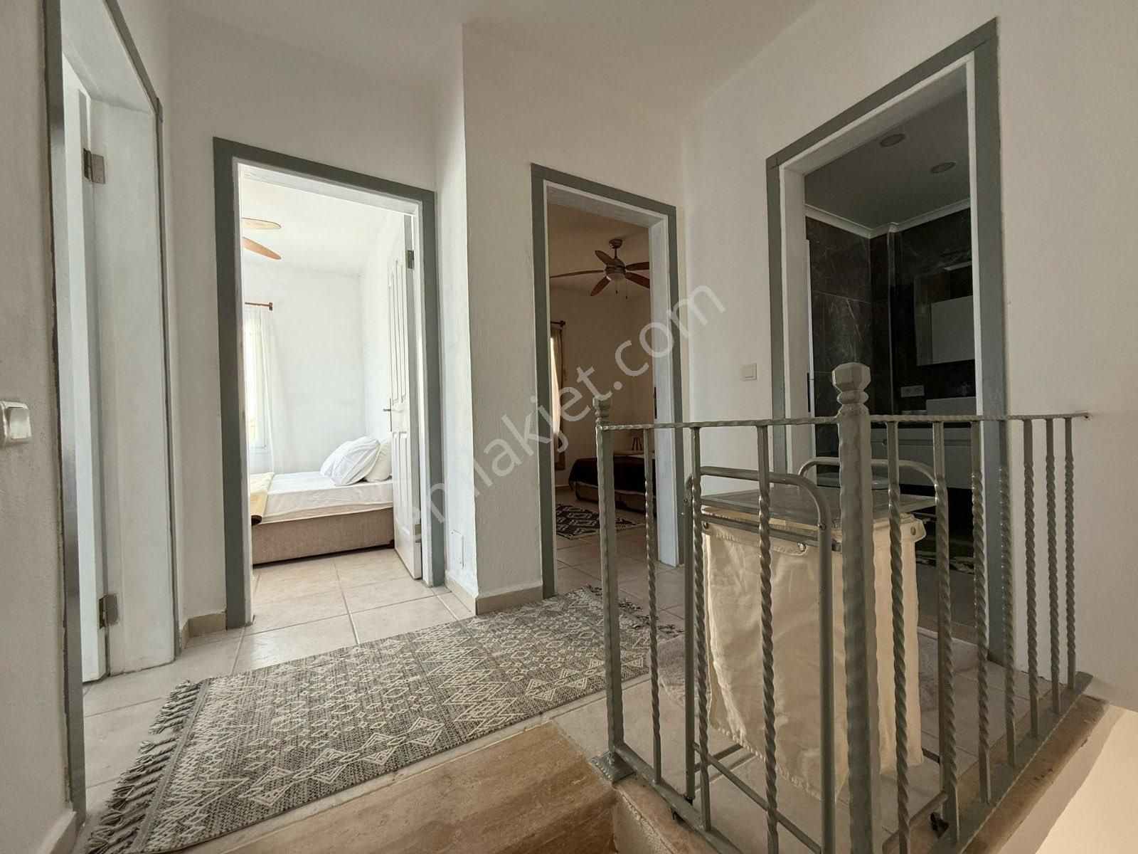 Bodrumda Satılık Müstakil Villa Denize Yakın Manzaralı Ev Eşyalı - Görsel 18