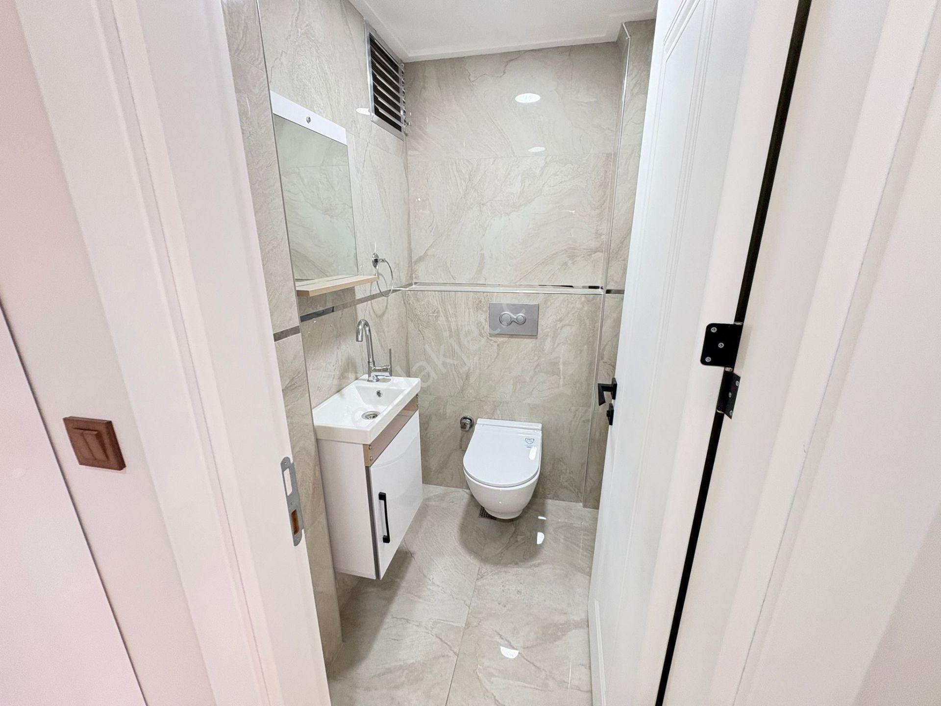 Göral Dan Hakimevi Çetinemeç Yakını Ara Kat Ön Güney Süper Lüx - Görsel 32