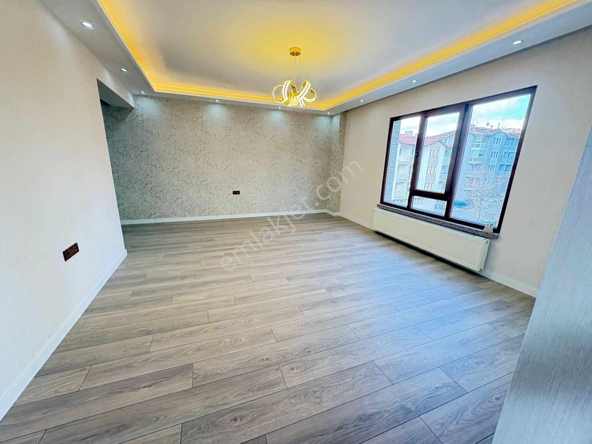 Göral Dan Hakimevi Çetinemeç Yakını Ara Kat Ön Güney Süper Lüx - Görsel 29