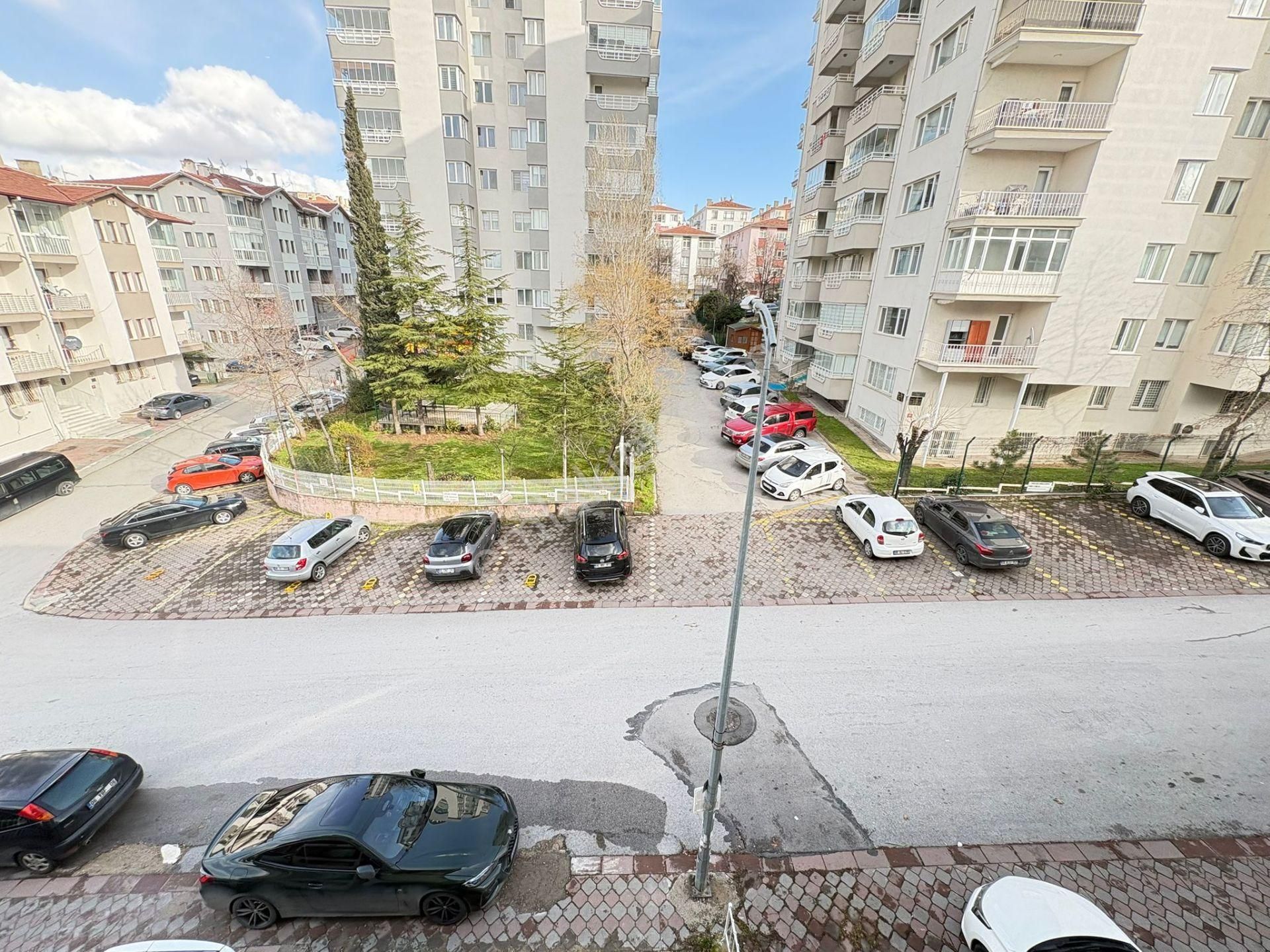 Göral Dan Hakimevi Çetinemeç Yakını Ara Kat Ön Güney Süper Lüx - Görsel 18