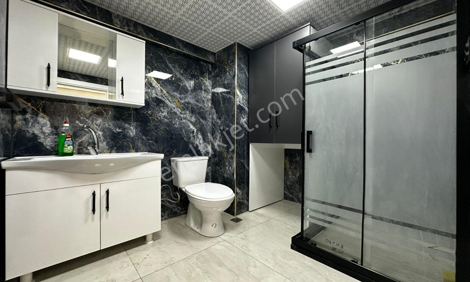 Osmangazi Caddesi Yakını Katta Ön Cephe Yapılı 3+1 - Görsel 23