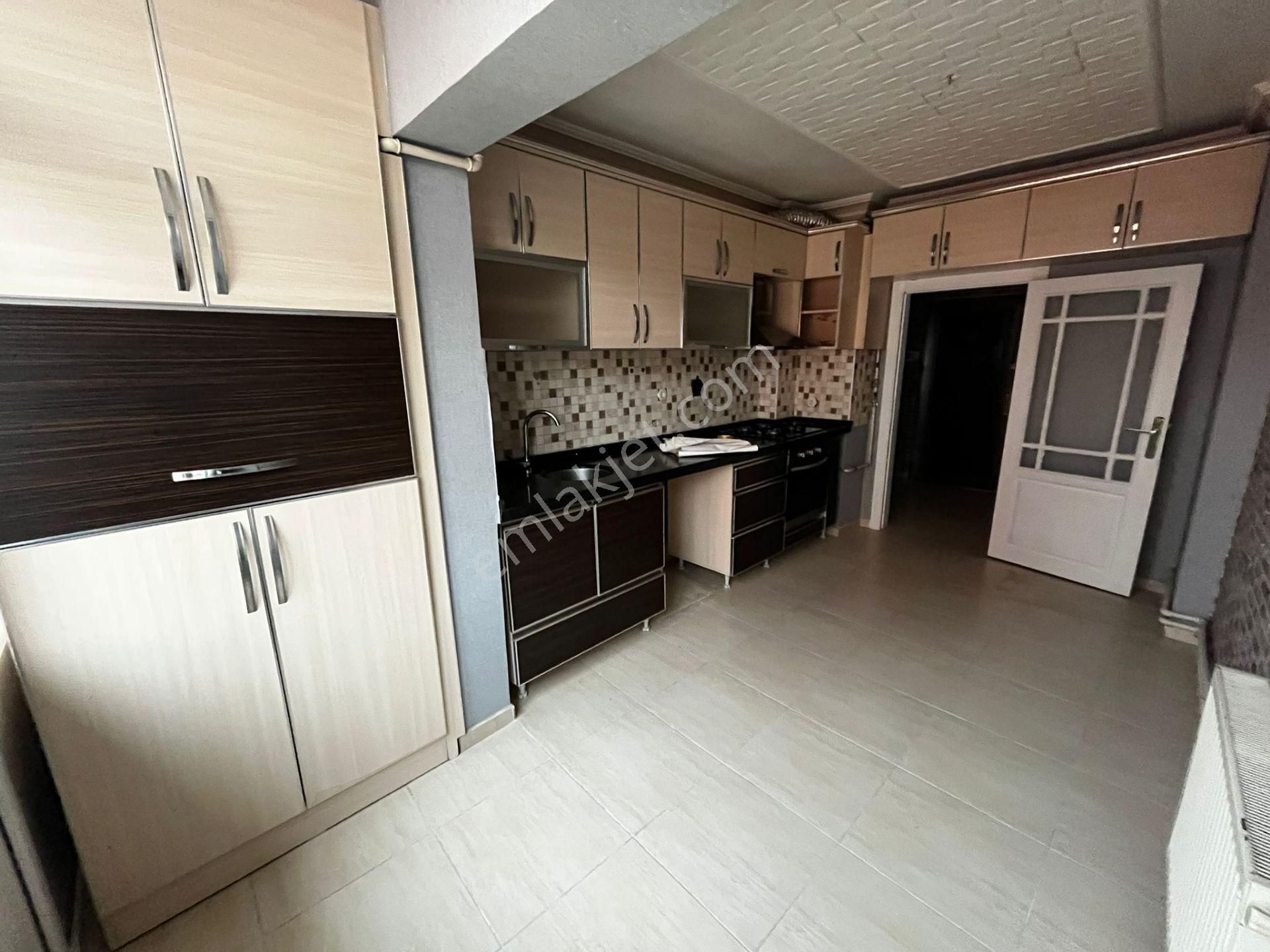 Sincan Mareşal Çakmak Mh.de 3+1 Yapılı Kiralık Daire - Görsel 4