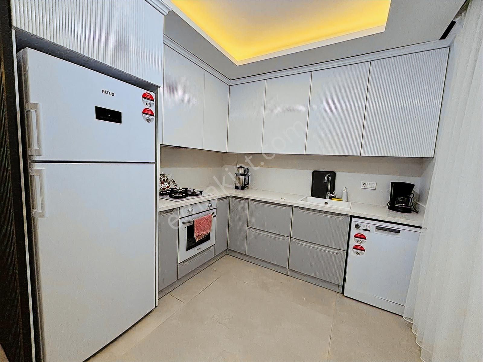 Seferihisar Atatürk Mahallesinde 3+1 Villa Kozalak - Görsel 2