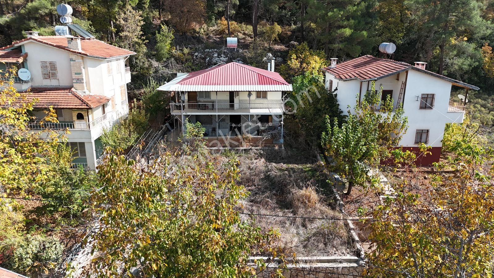 Toroslar Borcak'ta Satılık Müstakil Ev Ve Geniş Arsa - Görsel 34