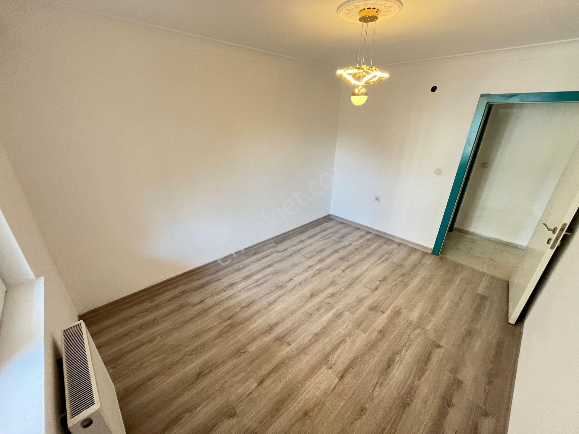 Kanuni De Asansörlü Yapılı 3+1 - Görsel 7