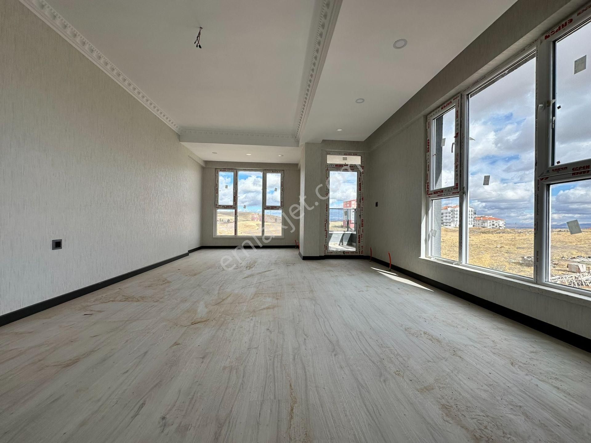 Pursaklar Mehmet Zengin Emlak'tan Asansörlü Sıfır 1.kat 3+1 Ful Yapılı Daire - Görsel 13