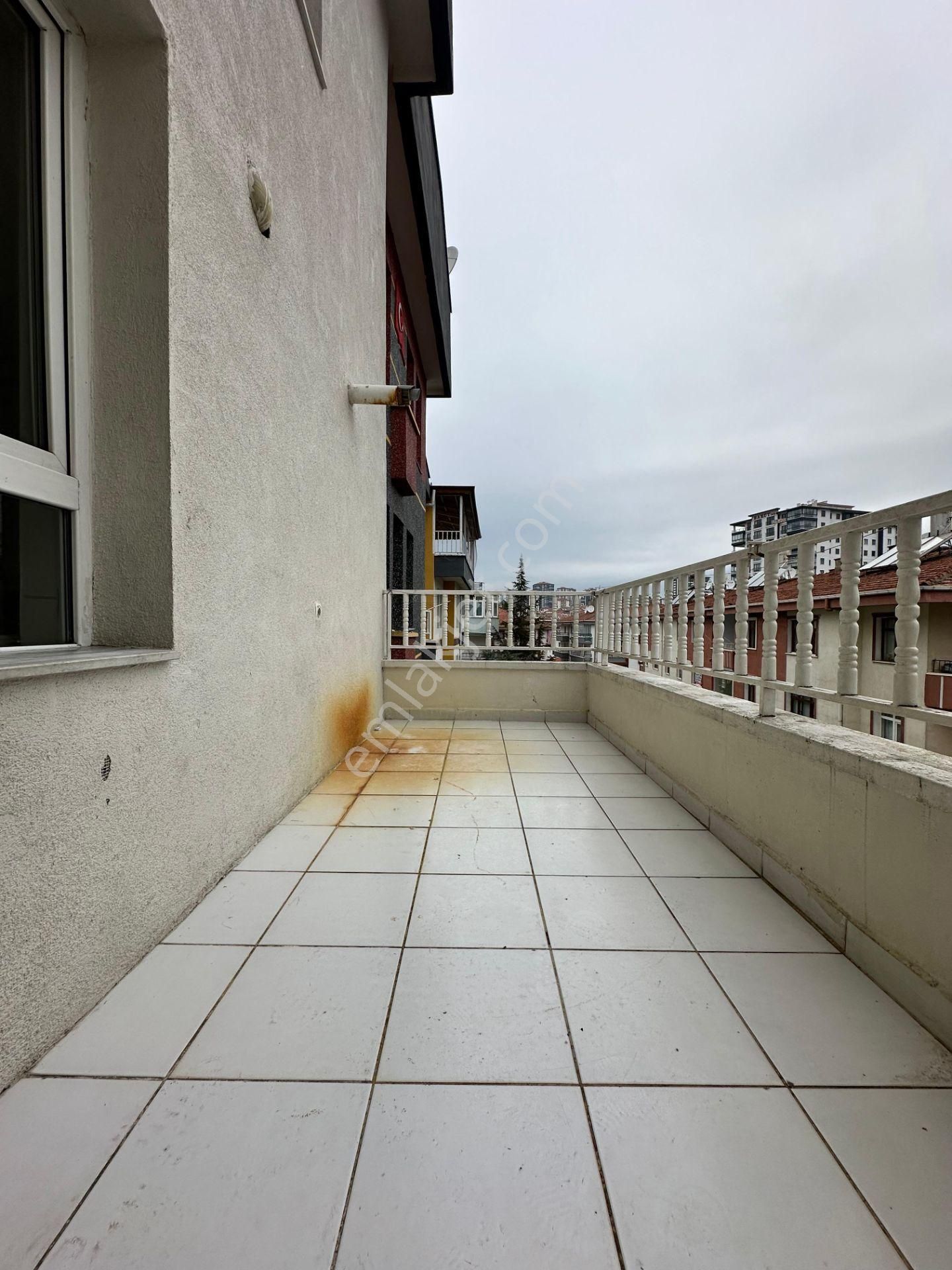 Pursaklar Mehmet Zengin Emlak'tan Fatih Mah. 3.kat 7+1 3 Banyolu Dubleks Daire - Görsel 32