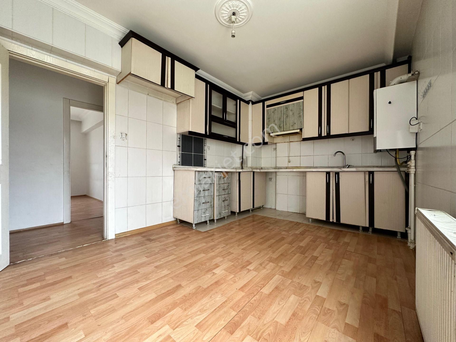 Pursaklar Mehmet Zengin Emlak'tan Fatih Mah. 3.kat 7+1 3 Banyolu Dubleks Daire - Görsel 2