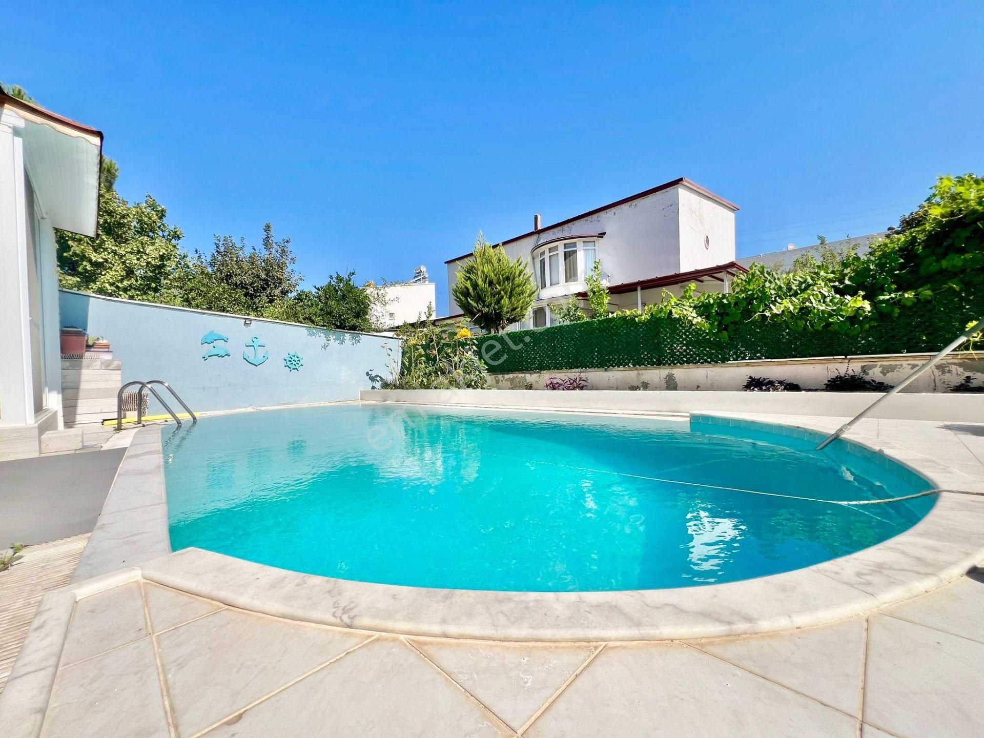 ꧁akçay Ay Emlak'tan꧂burhaniye'de Kendine Ait Havuzlu Geniş Bahçeli Satılık 3+1 Müstakil Villa - Görsel 4