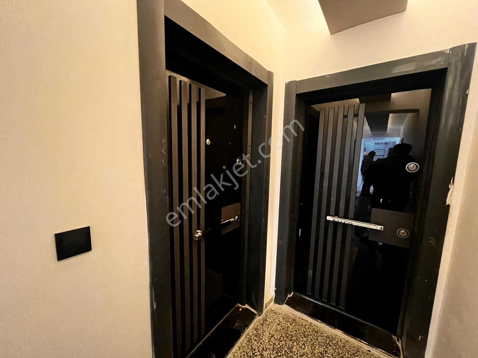 Anadolu Üni Önü İstiklal Cd Üzeri Faturalar Dahil 1+1 Daire Kk-10 - Görsel 8