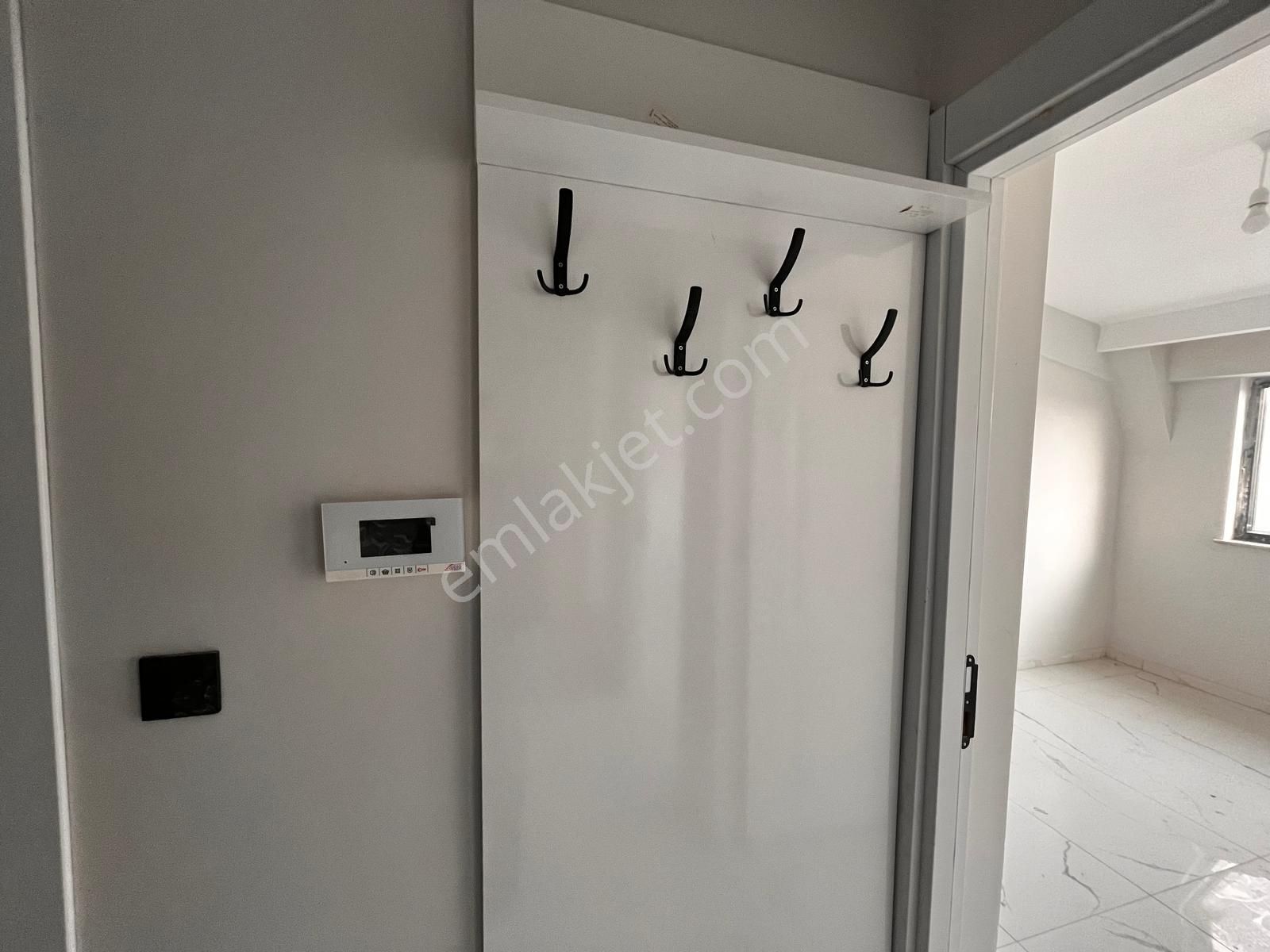 Anadolu Üni Önü İstiklal Cd Üzeri Faturalar Dahil 1+1 Daire Kk-10 - Görsel 7