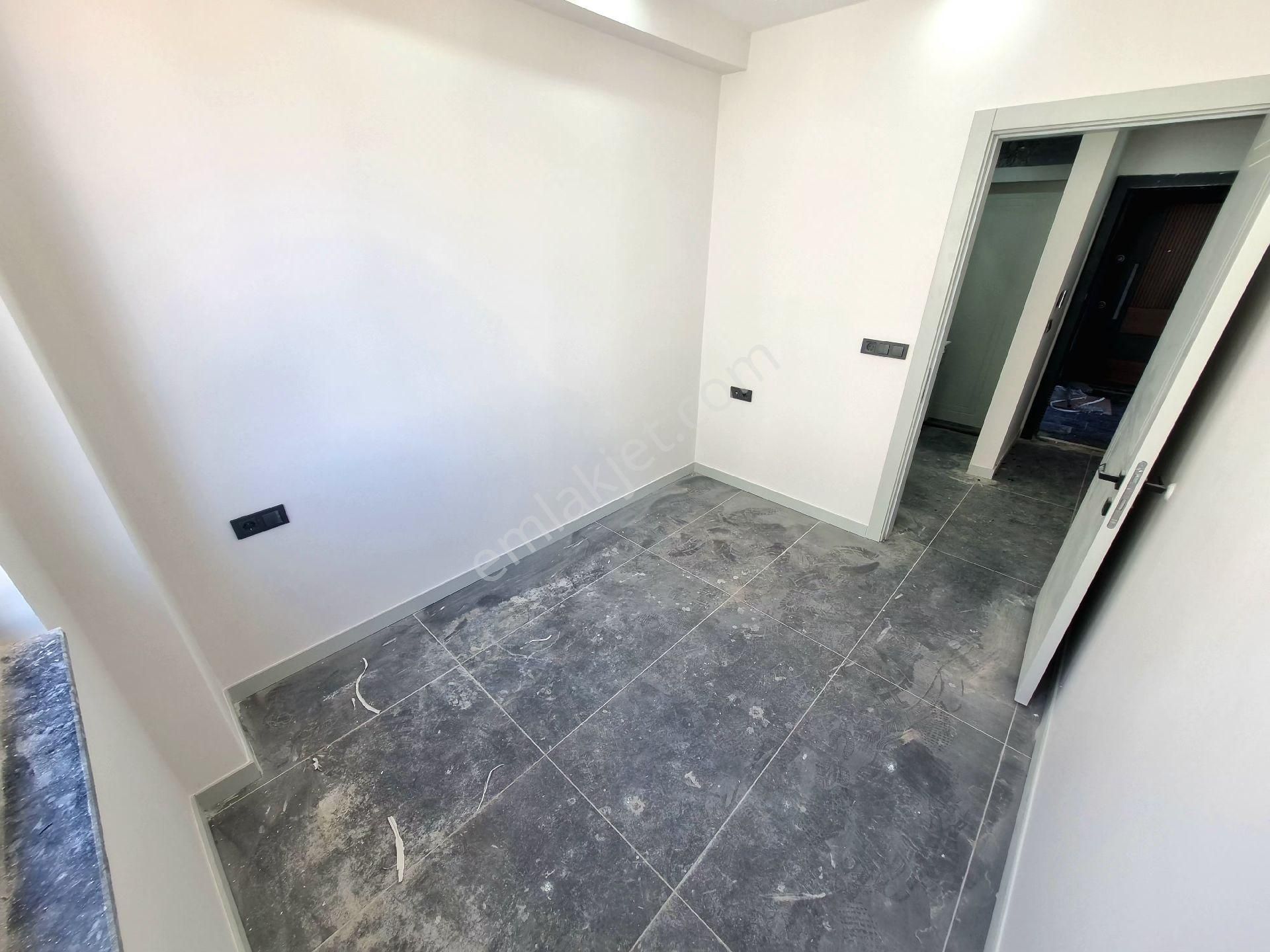 Karahasanlı'da Şehir Hastanesi Yakını 110m² 2+1 Asansörlü Arakat Satılık Daireler - Görsel 11