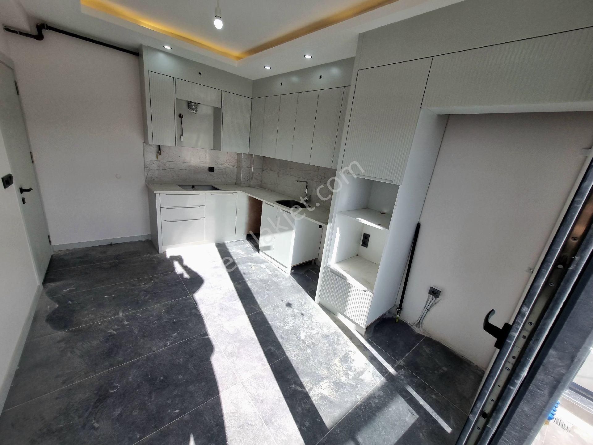 Karahasanlı'da Şehir Hastanesi Yakını 110m² 2+1 Asansörlü Arakat Satılık Daireler - Görsel 5