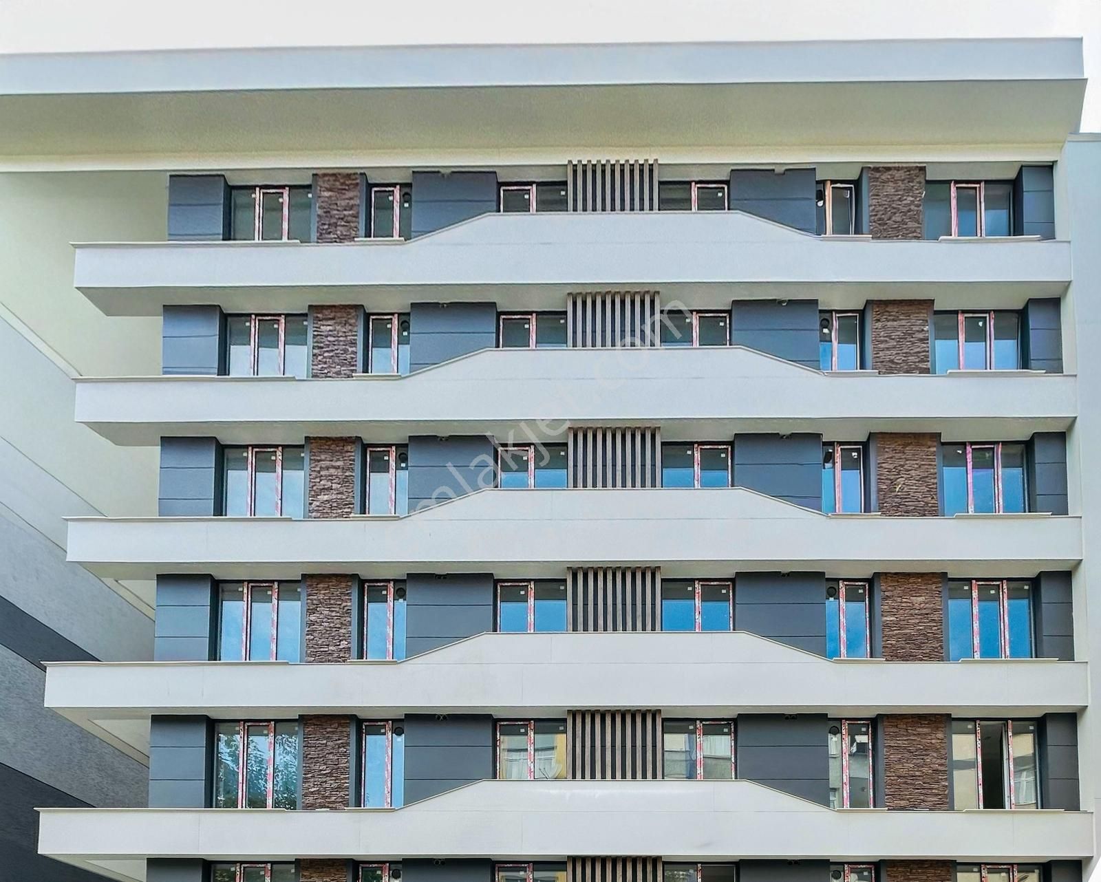 Marcity'den Ferit Selimpaşa Yakını Sıfır 2+1 80m² Lüx Daire
