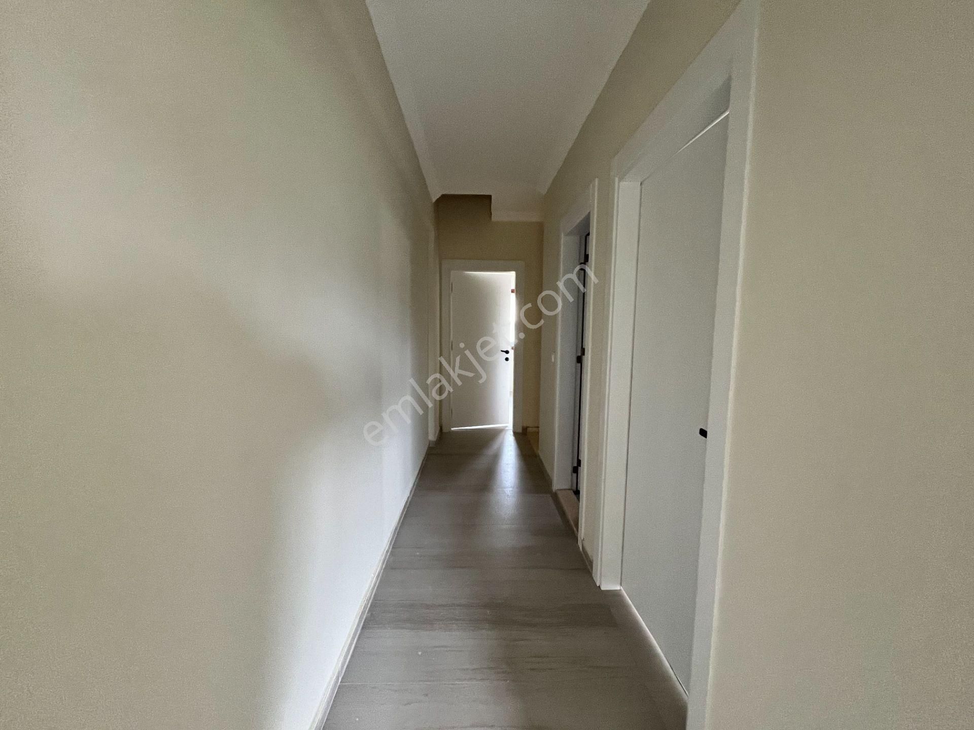 Veri'den Müstakil Bahçeli,doğalgazlı,konforlu Sıfır Villa! - Görsel 19