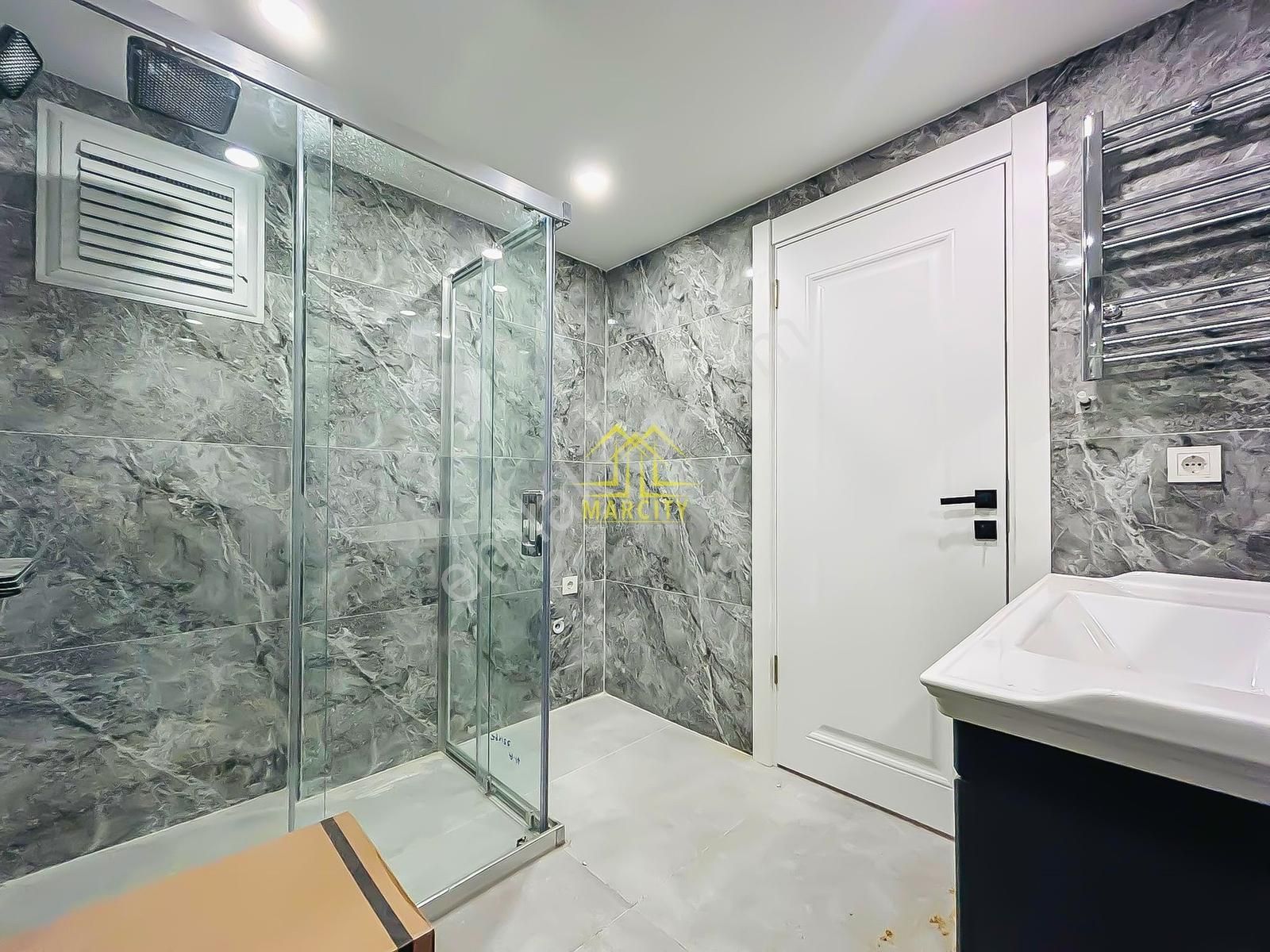 Marcity'den Talatpaşa'da Butik Site'de 5+2 290m²lüx Dublex Daire - Görsel 34