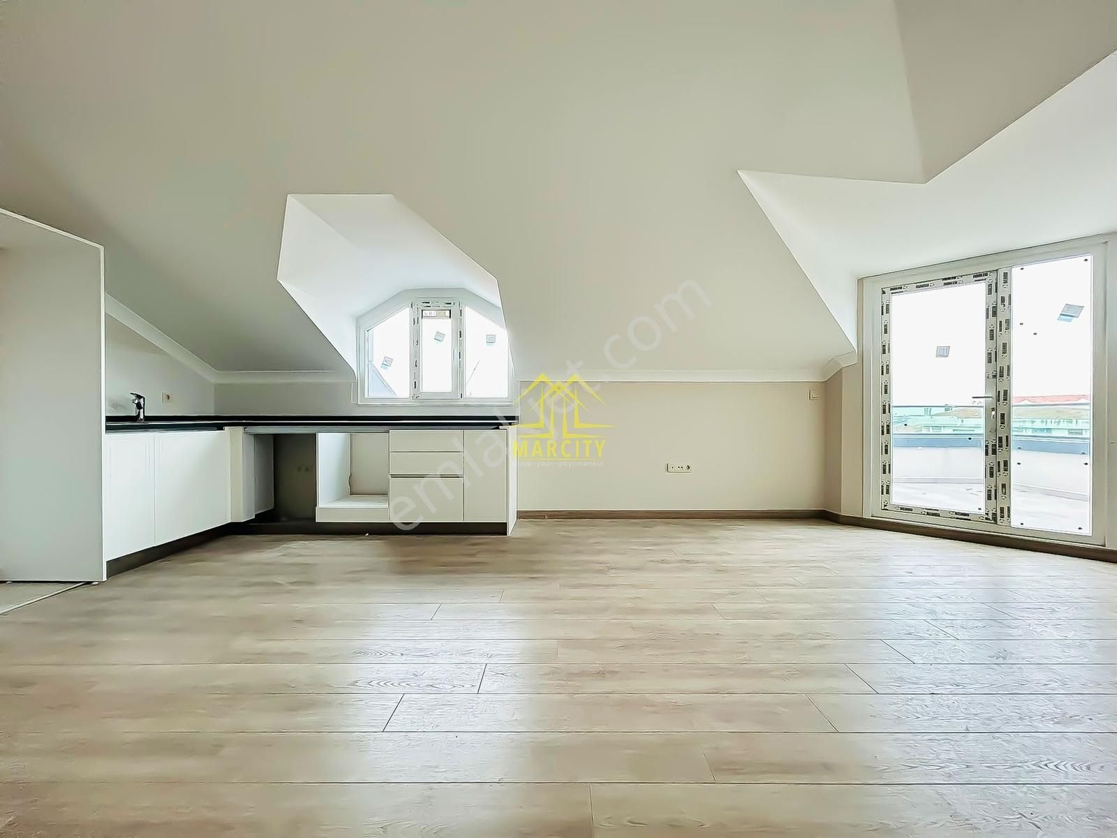Marcity'den Çalışlar'da 5+2 260m² Lüx Ferah Dublex Daire - Görsel 14