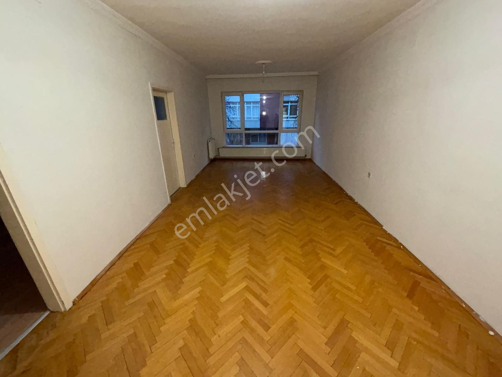 İlk-ev'den Çetin Emeç Bulvarı Yakını Dikmen Cadde Paraleli Ara Katta Kombili Boş Her Zaman Görülebi - Görsel 4