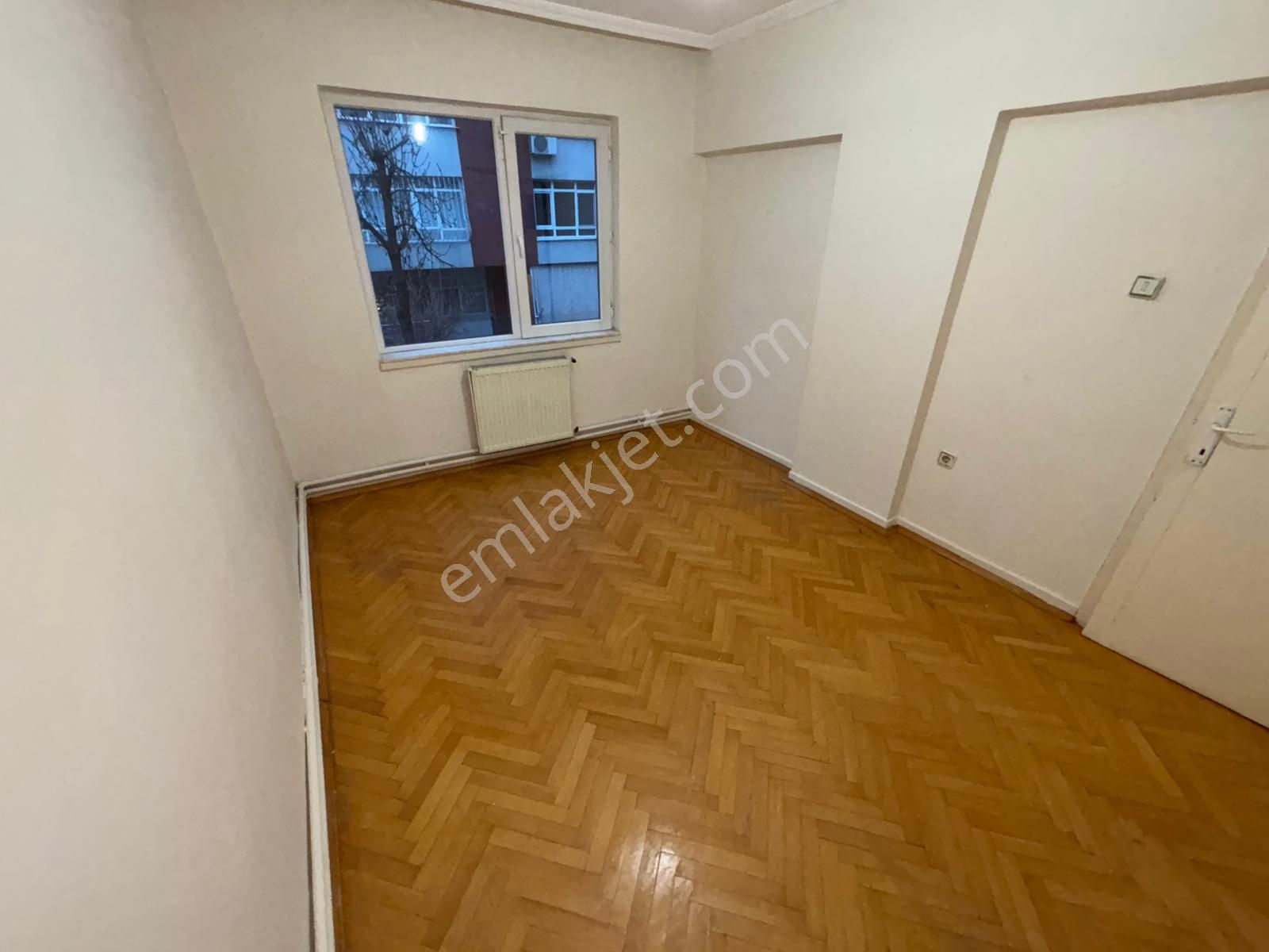 İlk-ev'den Çetin Emeç Bulvarı Yakını Dikmen Cadde Paraleli Ara Katta Kombili Boş Her Zaman Görülebi - Görsel 23