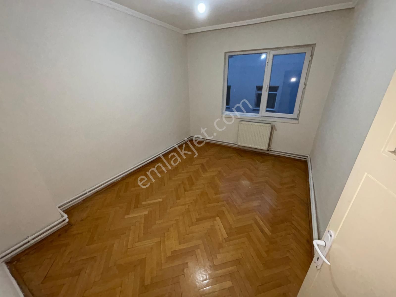 İlk-ev'den Çetin Emeç Bulvarı Yakını Dikmen Cadde Paraleli Ara Katta Kombili Boş Her Zaman Görülebi - Görsel 12