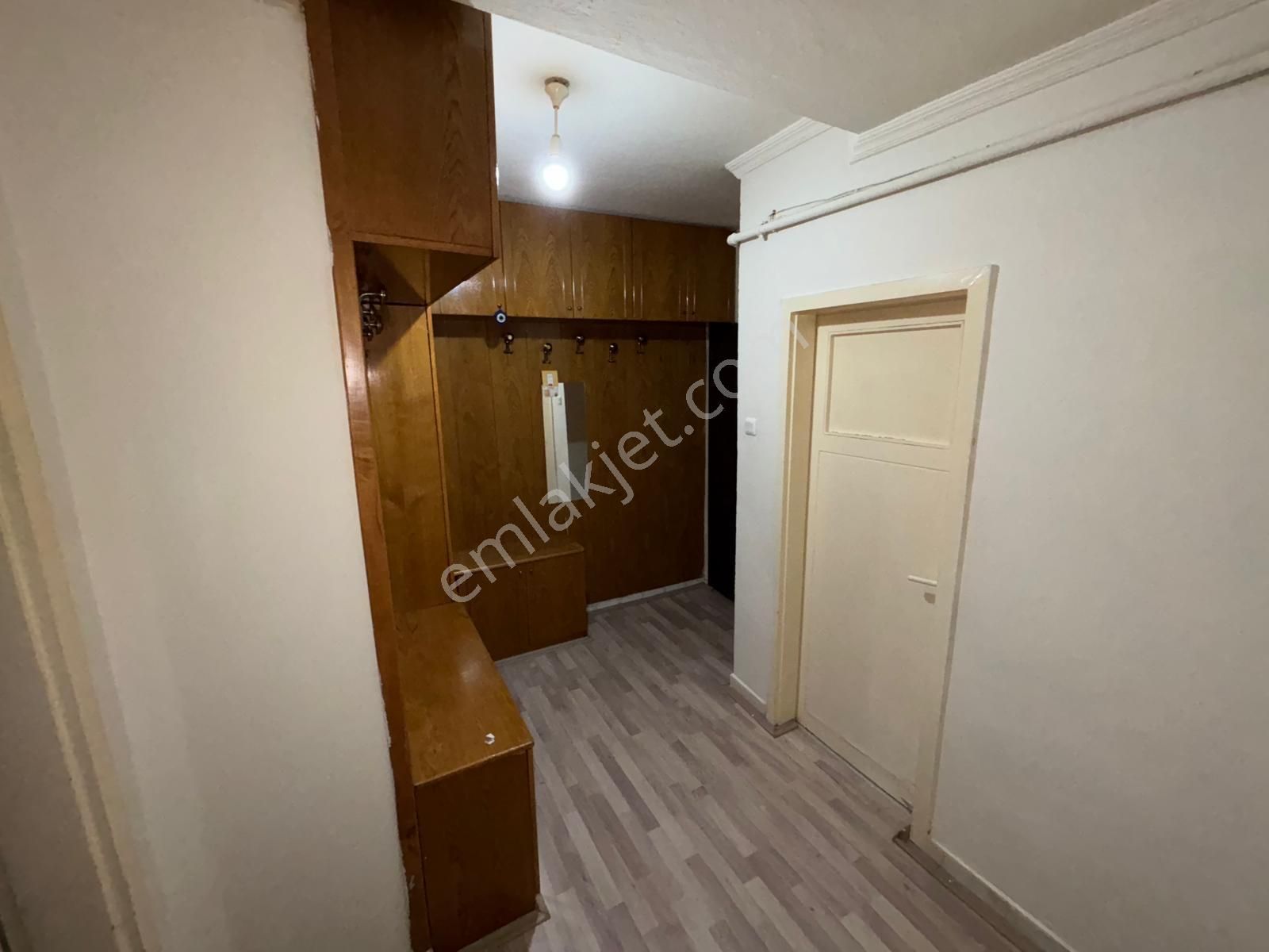 İlk-ev'den Çetin Emeç Bulvarı Yakını Dikmen Cadde Paraleli Ara Katta Kombili Boş Her Zaman Görülebi - Görsel 21