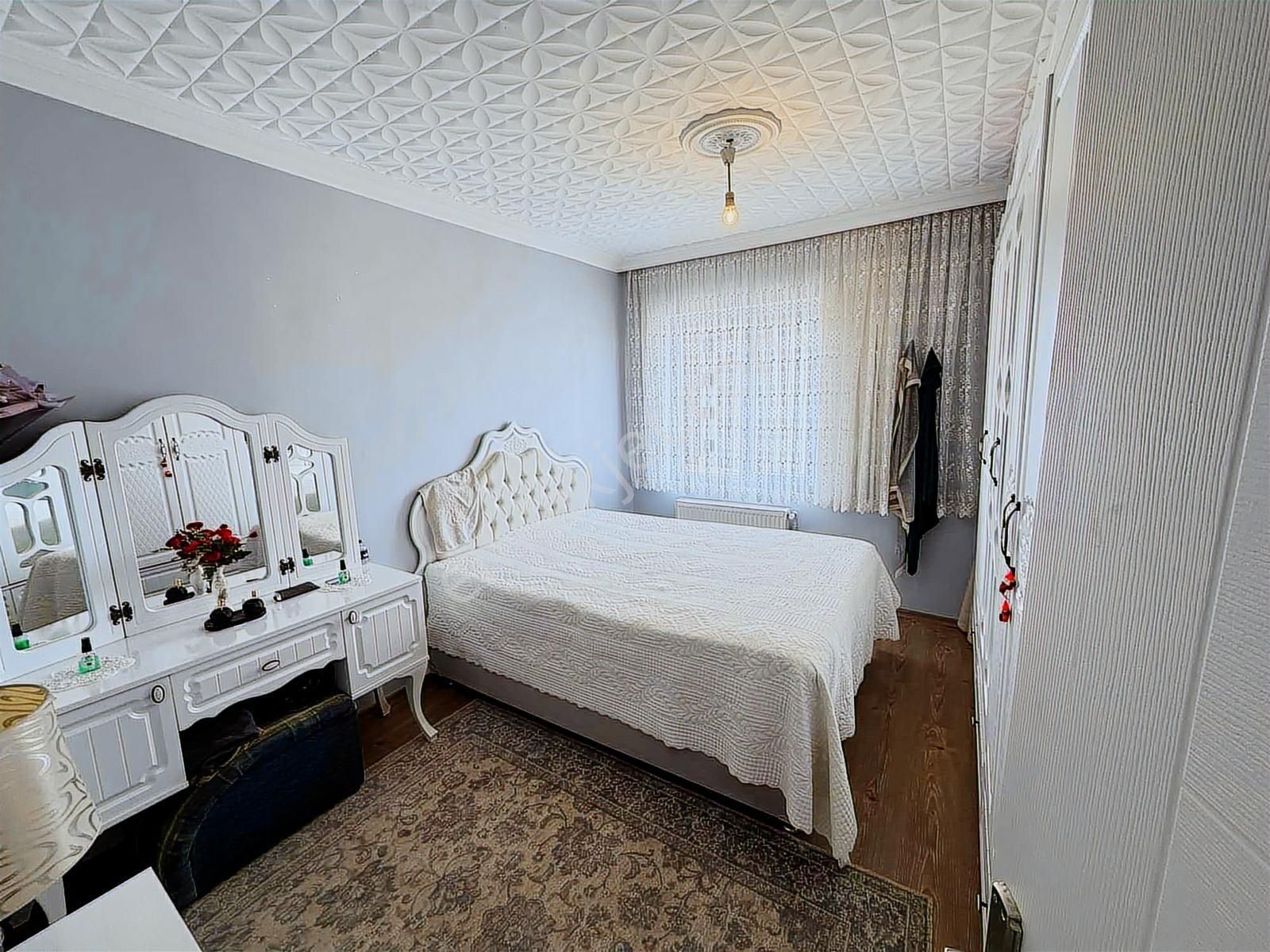 Taylan Emlaktan Karapürçekte 1.kat 3+1 Masrafsız Satılık Daire - Görsel 6