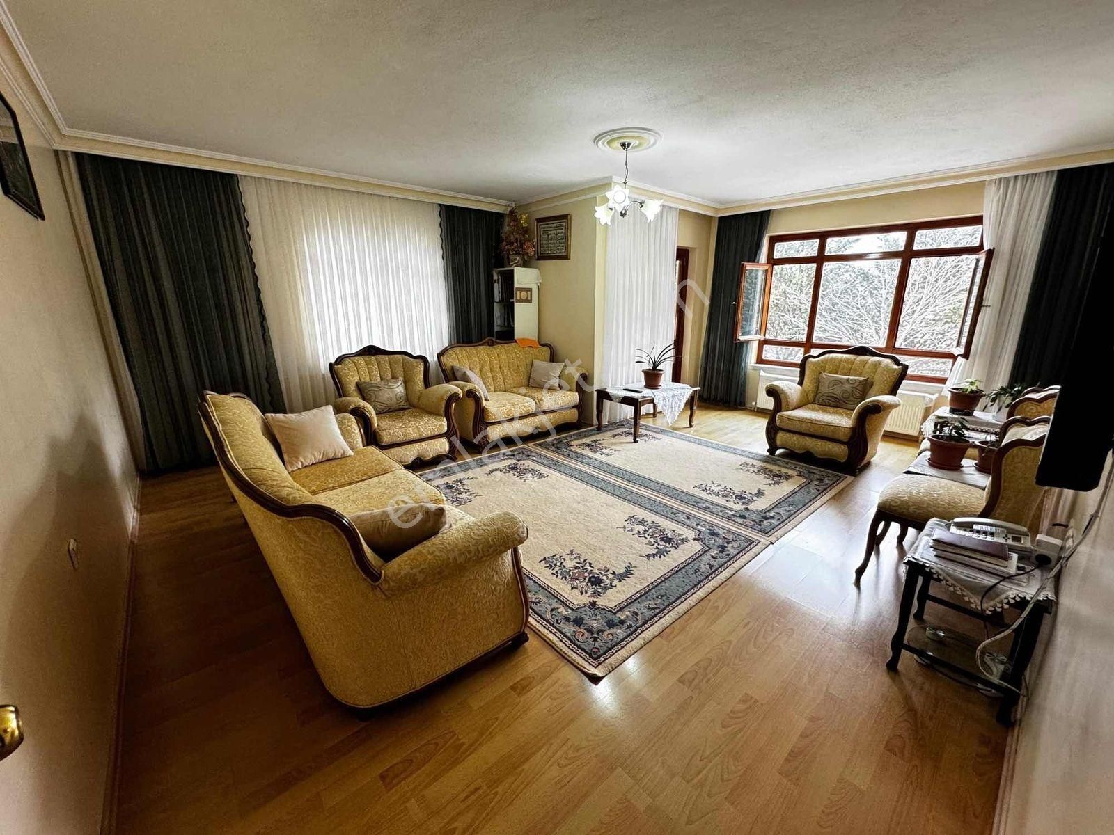 Taylan Emlaktan Elfida Mev. Ön Cephe Y.giriş Kök Tapu 3+1 Daire - Görsel 7