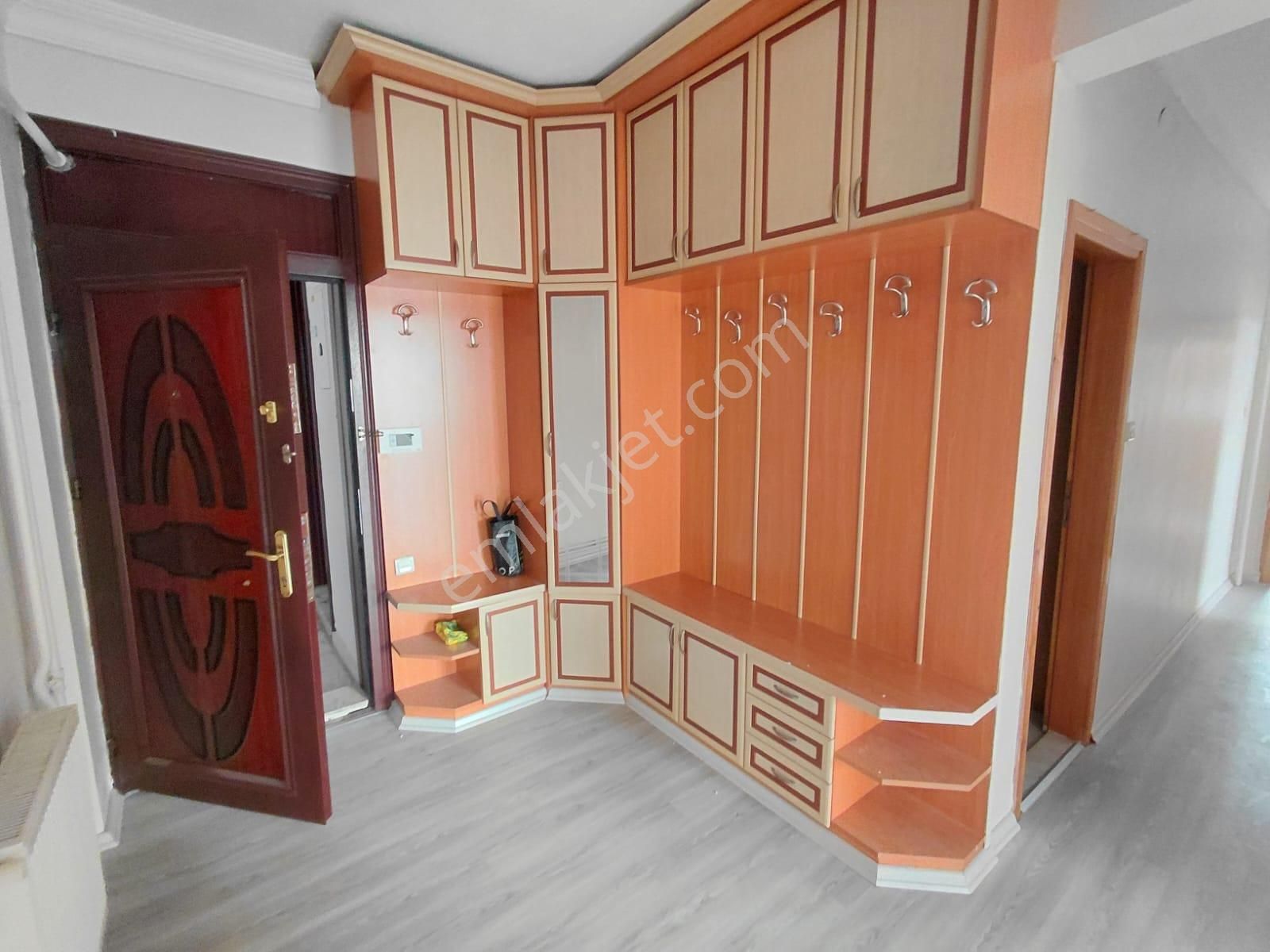 Emrah Çiftci'den Selçuklu Yazır Mah.beyhekim Cad.yanı Kiralık 3+1 Arakat Kombili Daire - Görsel 26