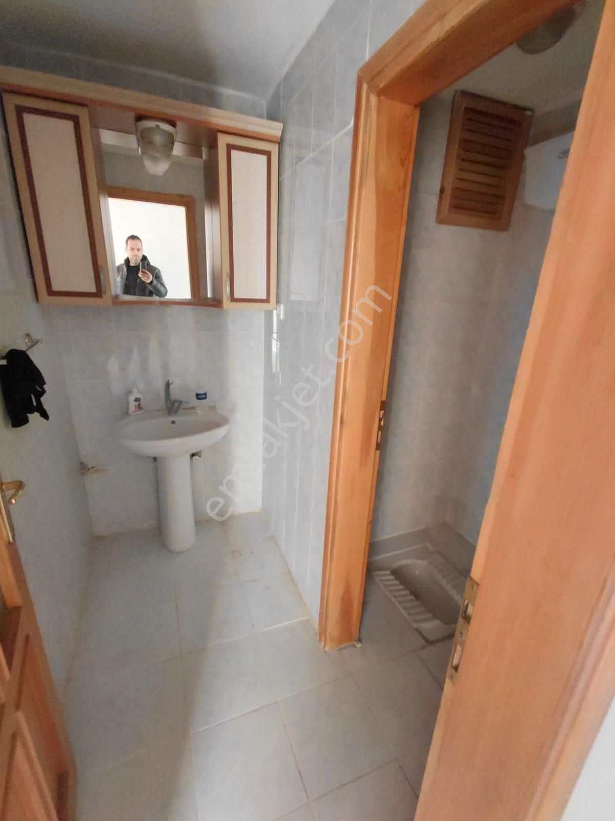 Emrah Çiftci'den Selçuklu Yazır Mah.beyhekim Cad.yanı Kiralık 3+1 Arakat Kombili Daire - Görsel 19