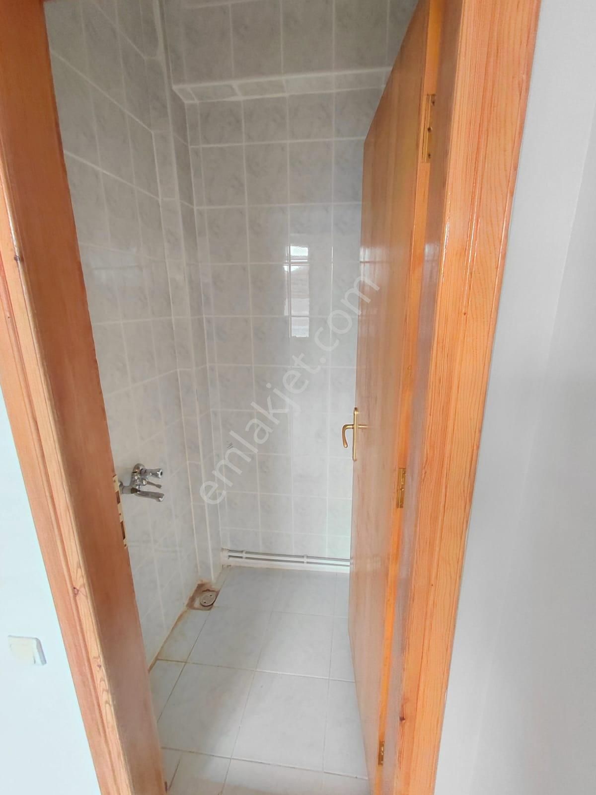 Emrah Çiftci'den Selçuklu Yazır Mah.beyhekim Cad.yanı Kiralık 3+1 Arakat Kombili Daire - Görsel 28