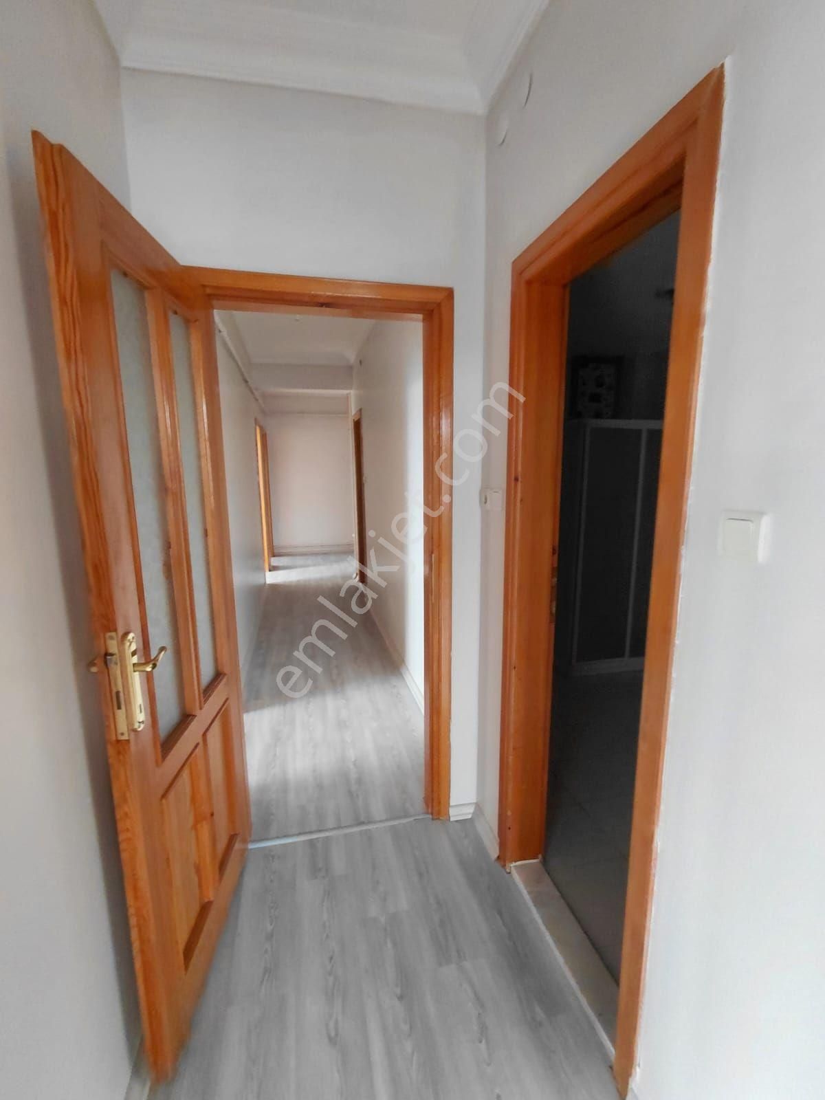 Emrah Çiftci'den Selçuklu Yazır Mah.beyhekim Cad.yanı Kiralık 3+1 Arakat Kombili Daire - Görsel 34