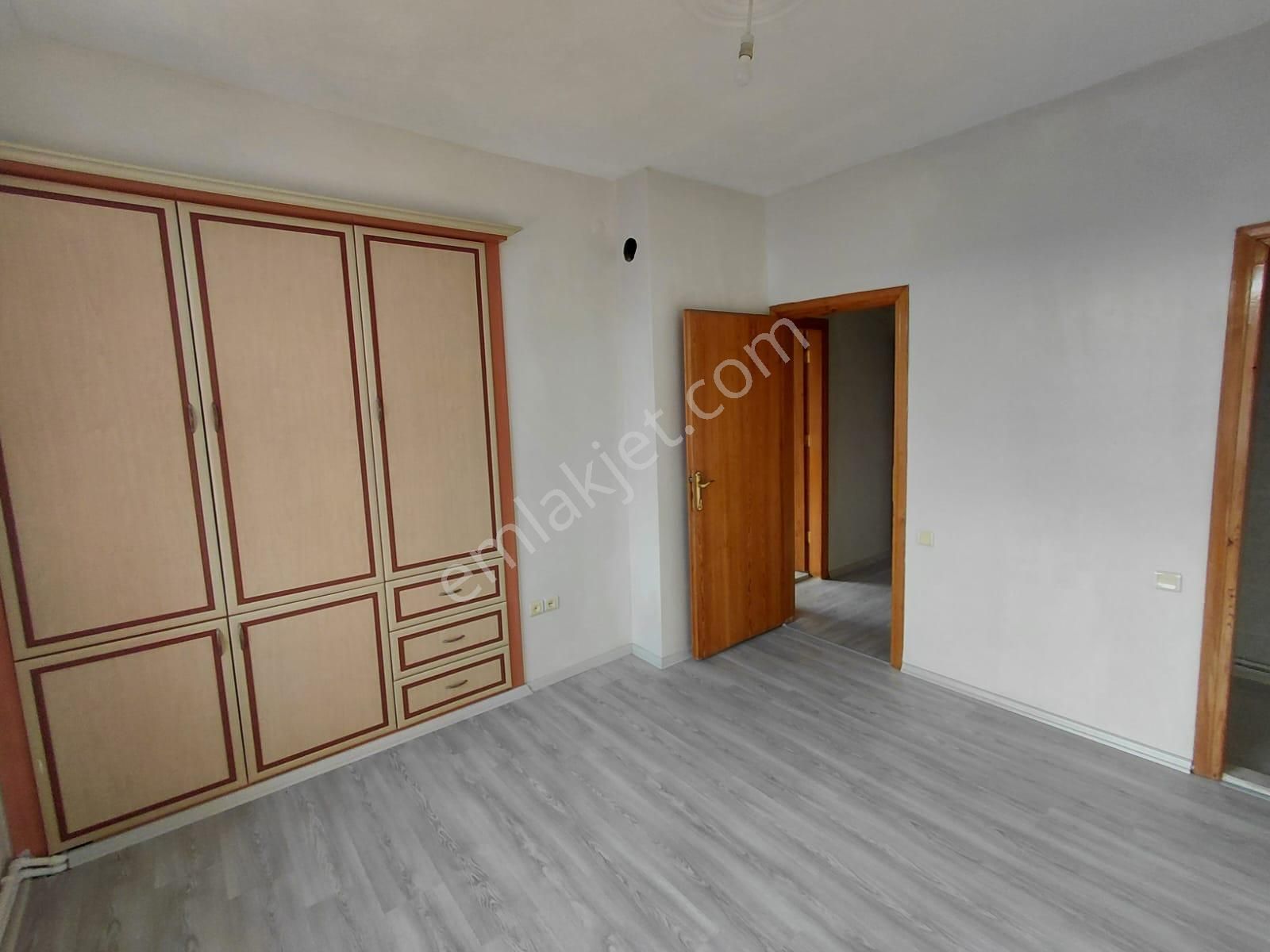 Emrah Çiftci'den Selçuklu Yazır Mah.beyhekim Cad.yanı Kiralık 3+1 Arakat Kombili Daire - Görsel 30
