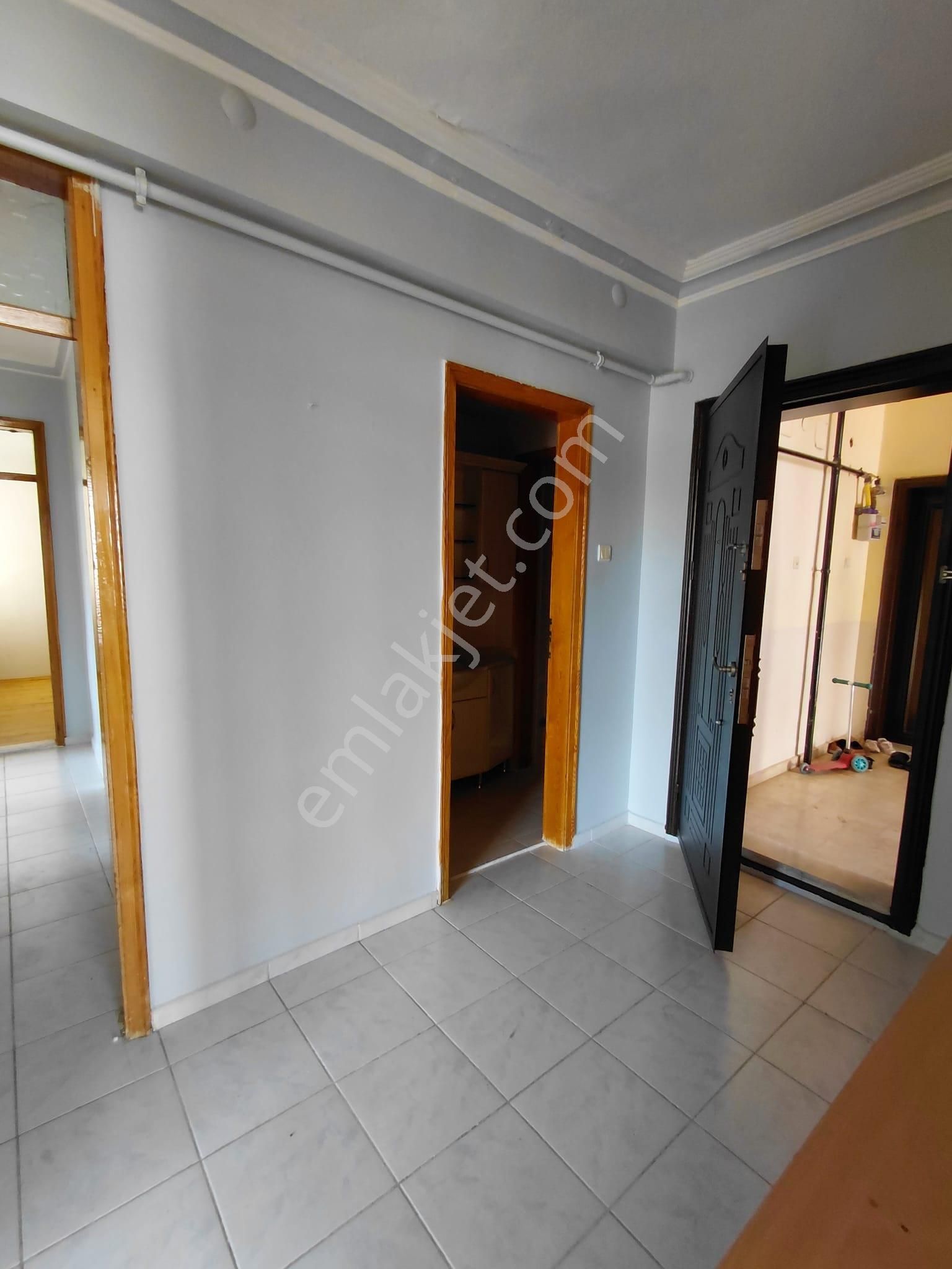 Emrah Çiftci'den Selçuklu Yazır Mah.tramvay Hattı Yanı Bakımlı Kiralık 3+1 Daire - Görsel 33