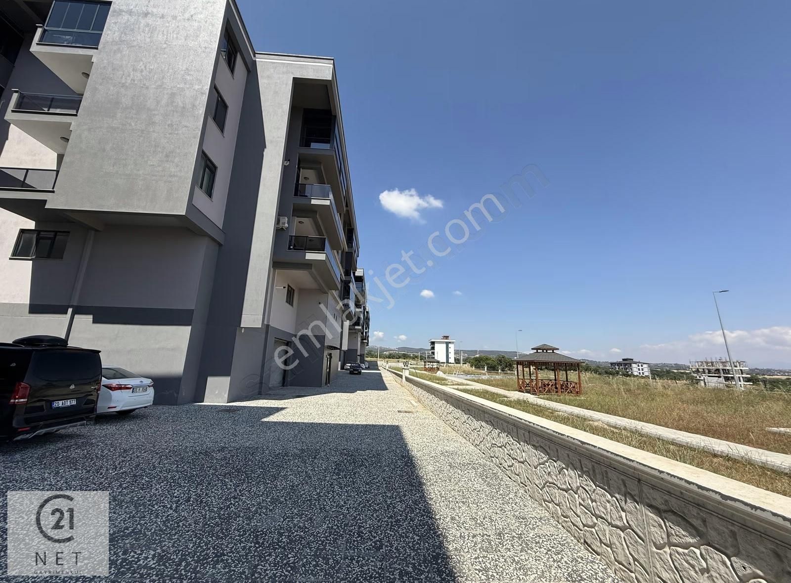 Century 21 Net'ten Çakmak'ta Lüks Site İçi 3+1 Kiralık Daire - Görsel 11