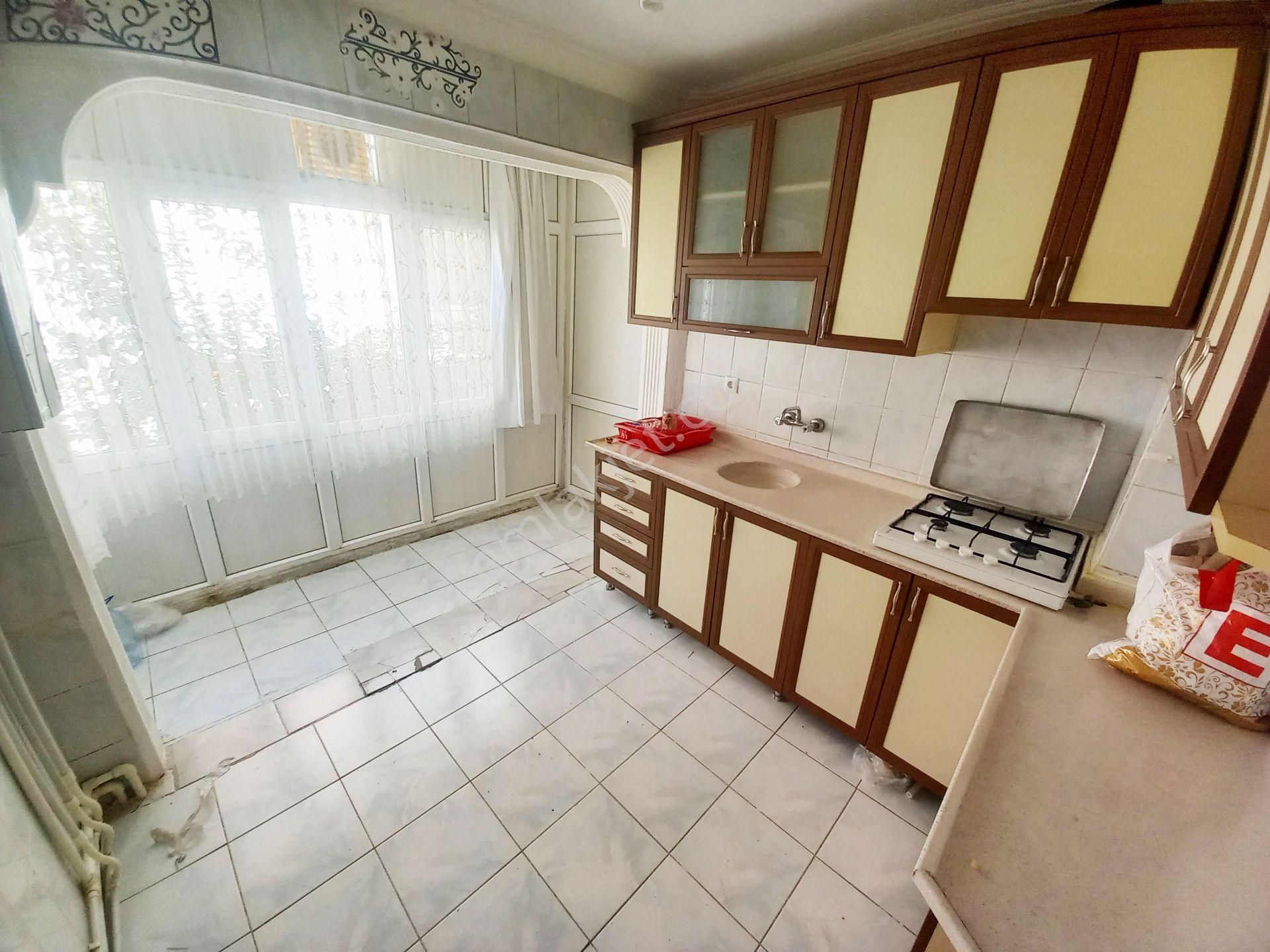 Elif Gayrimenkulden Sincan Da Malazgirt Mahallesin De Çok Güzel Konumda Kiralık 3+1 Daire - Görsel 4