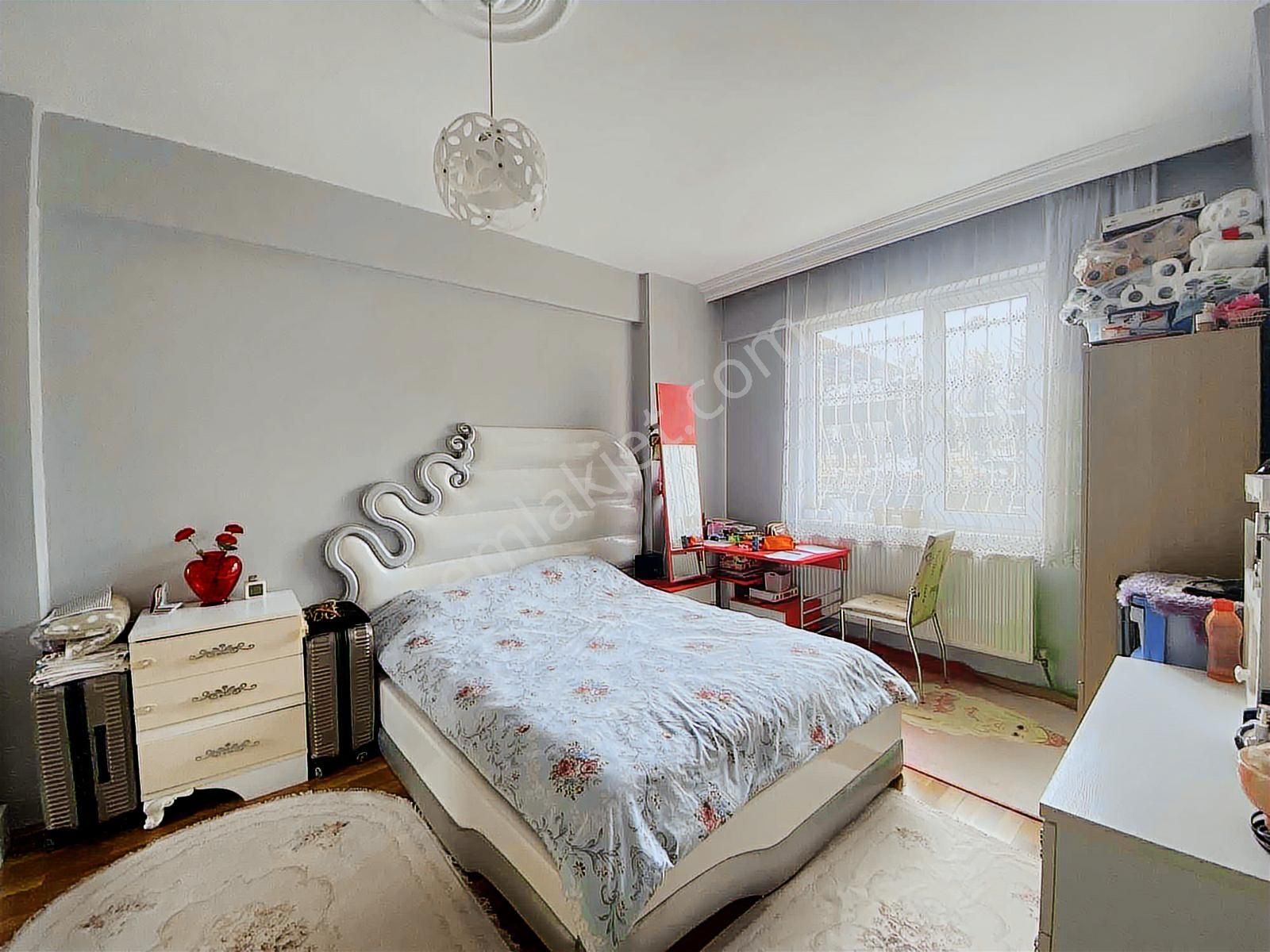 Parsana Mahallesi'nde Stadyum Cepheli, Merkezi Konumda 2+1 Daire - Görsel 9