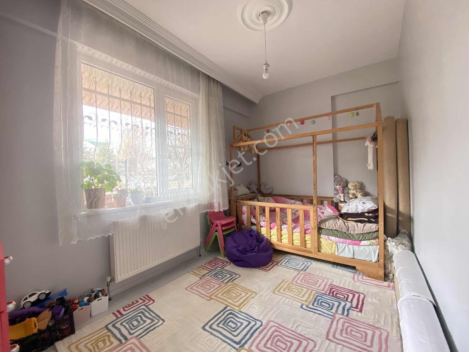 Parsana Mahallesi'nde Stadyum Cepheli, Merkezi Konumda 2+1 Daire - Görsel 10