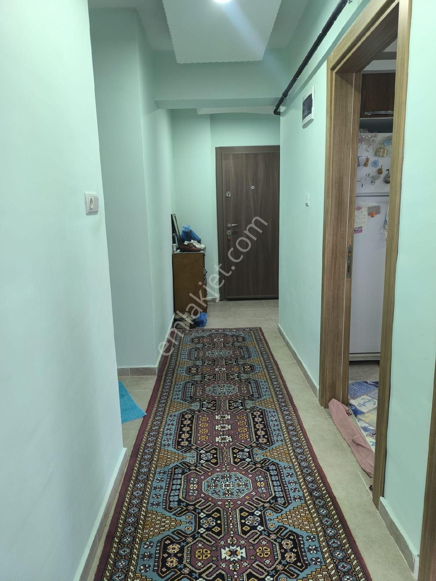 Tuşba Emlaktan Satılık Ara Kat İskanlı Kombili Ön Cepe 2+1 Daire - Görsel 15