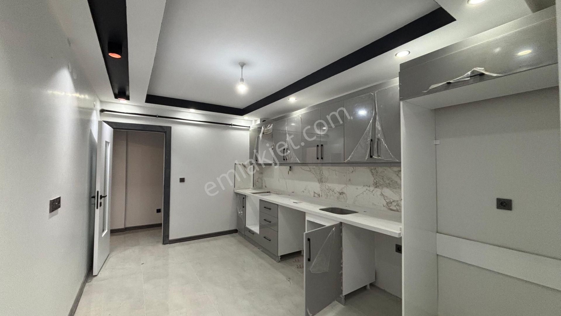 !! Recep Ümit'ten Çamlıca Mahallesinde Tombakzade Blv. Yakınında Özel Garajlı Lüx 2+1 Daireler Fç39 - Görsel 6