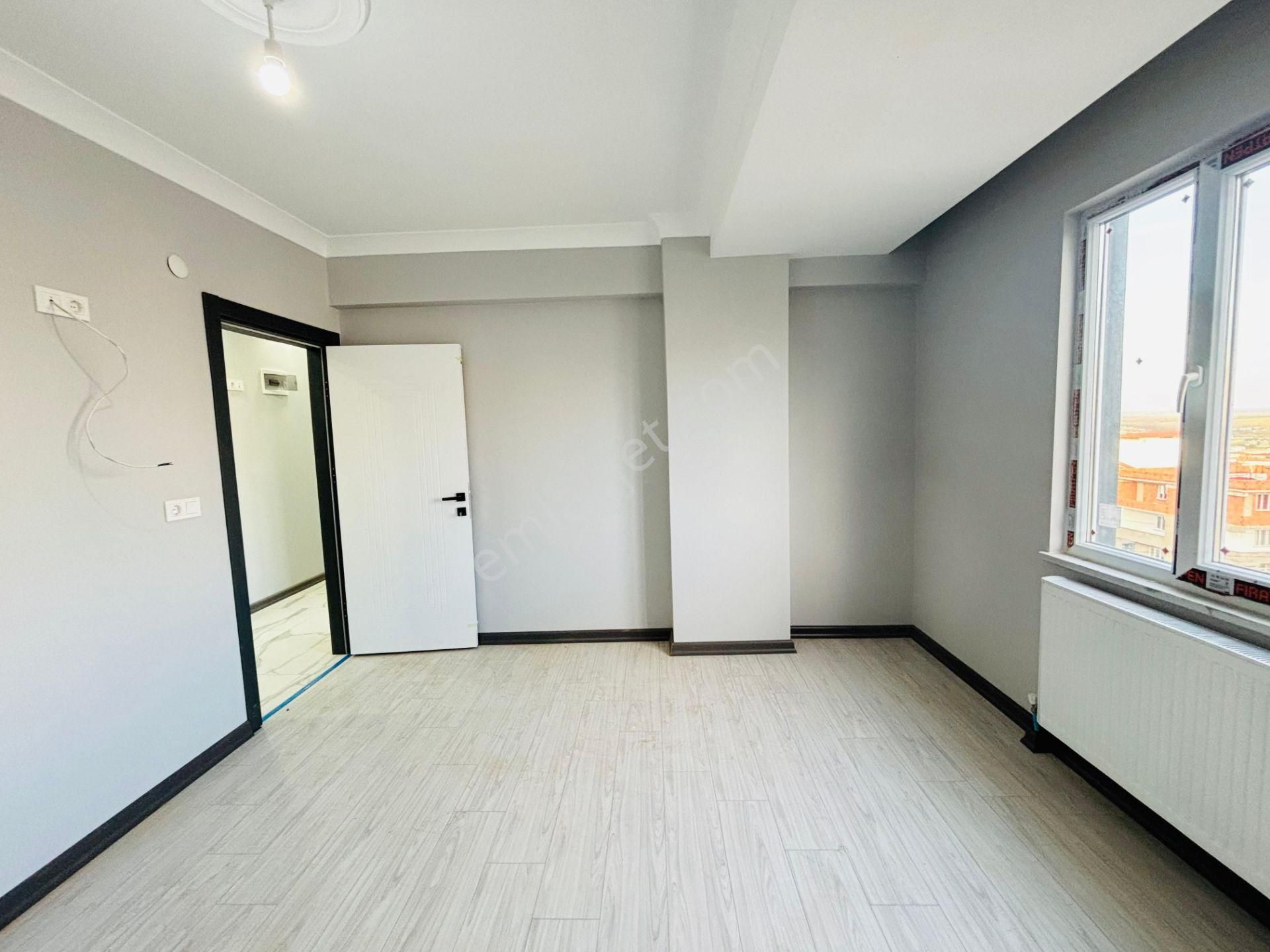 Güven'den Tepe'de Okullar Yanı Ara Kat Ön Cephe 2+1 Daire - Görsel 17